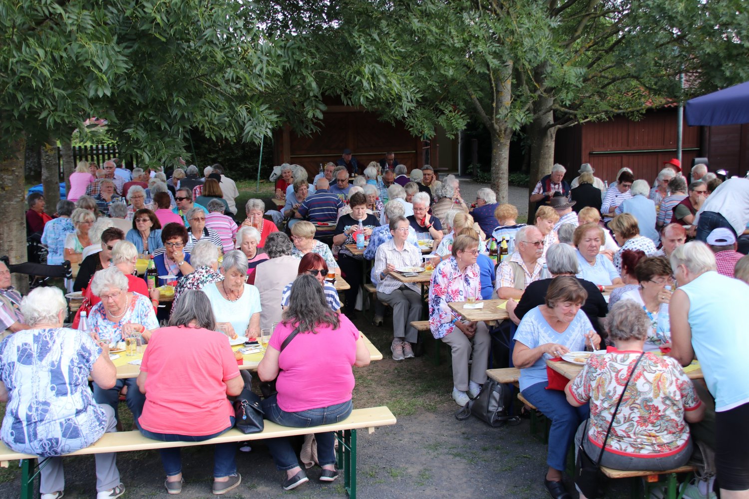 Sommerfest für Senioren im Angelsportverein.