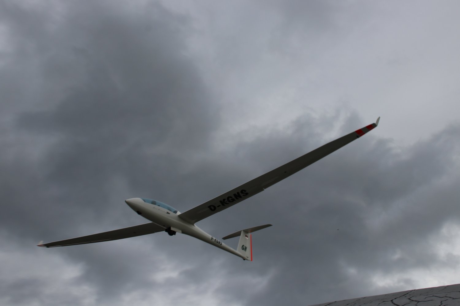 Die Freiheit genießen beim Rundflugtag des Aeroclubs Gelnhausen.