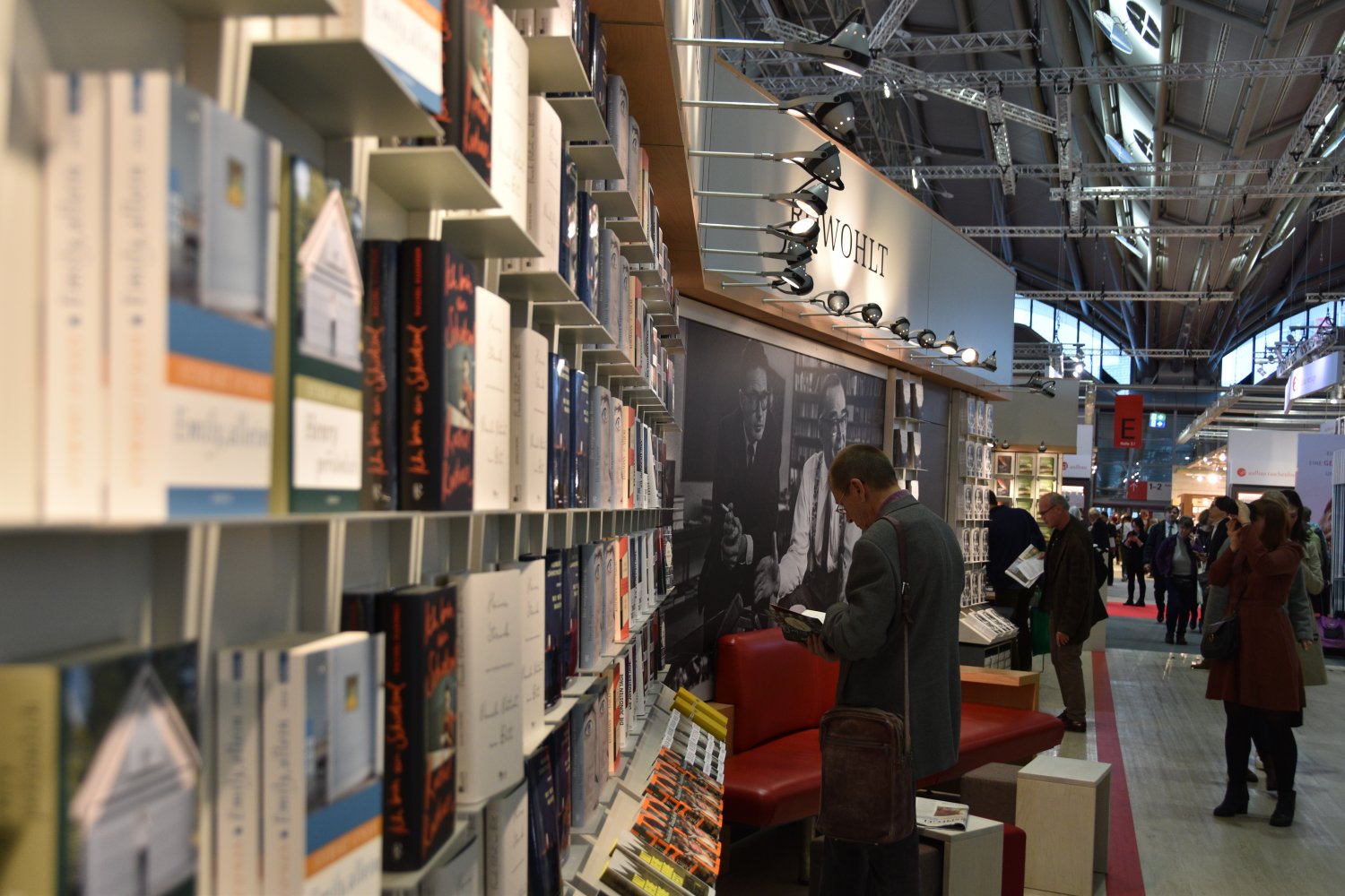 Bücher soweit das Auge reicht. 