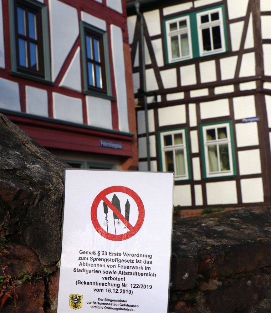 Feuerwerksverbot in der Gelnhäuser Altstadt und dem Stadtgarten.