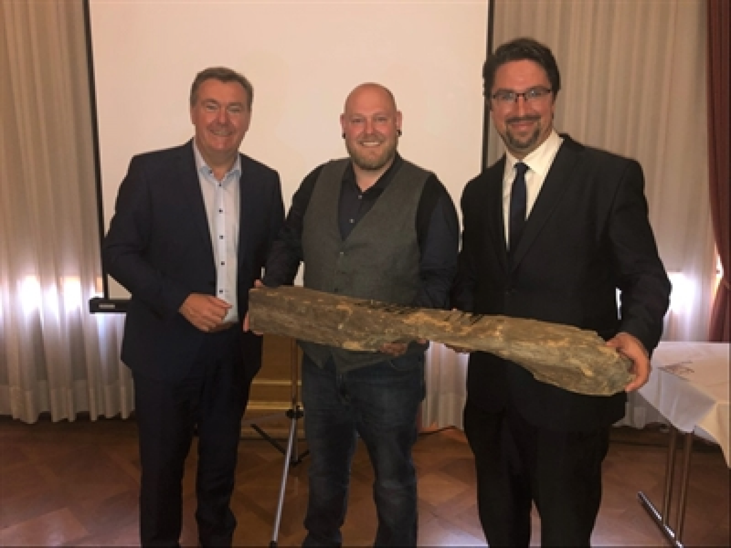 links OB Claus Kaminsky, in der Mitte Simon Sulk M.A. (2019-2021), rechts Dr. Torben Giese (2016-2018).