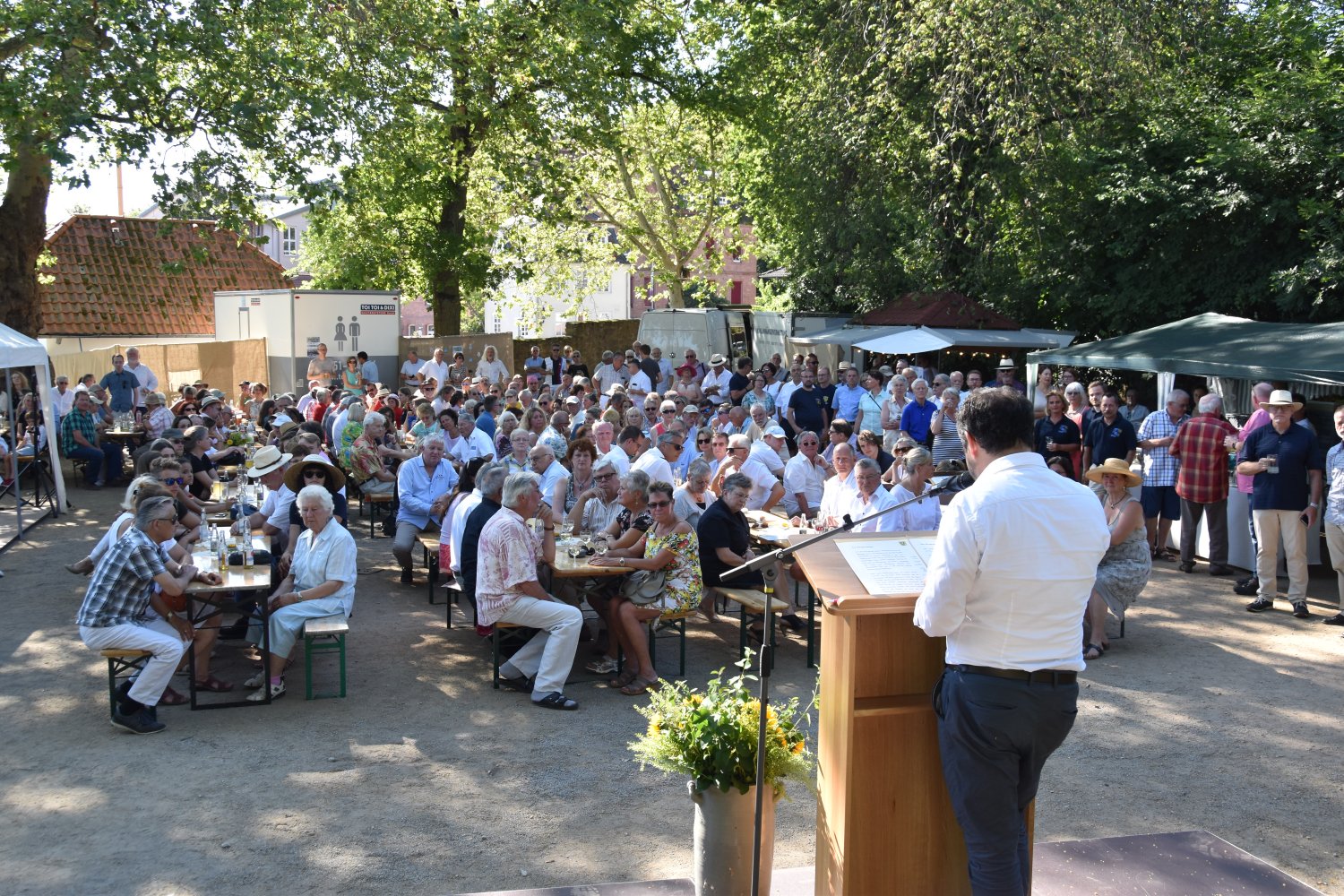 Jahresempfang im Stadtgarten Gelnhausen.
