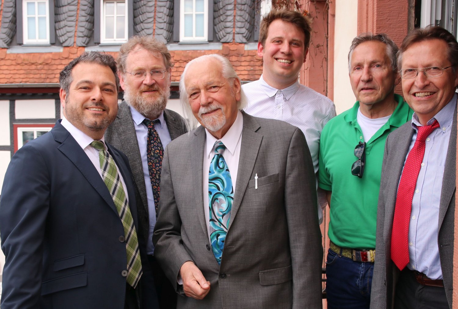 (von links): Bürgermeister Daniel Christian Glöckner, Professor Dr. Martin Kuester, Henry Beissel, Benjamin Battenberg, Dr. Matthias Dickert und Hartmut Bieber.