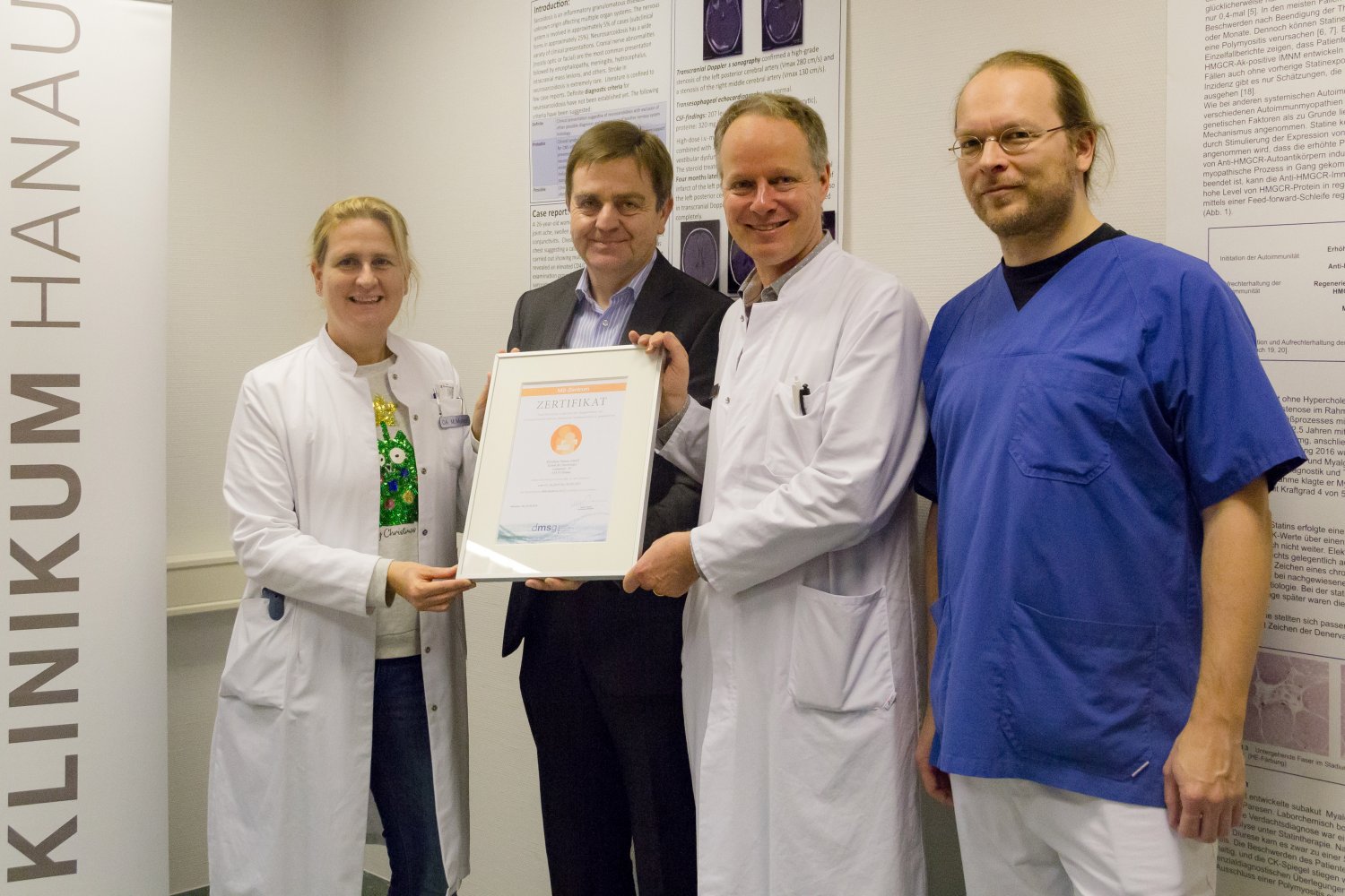 (v.l.n.r.): Melanie Muser, Oberärztin der Klinik für Neurologie, Bernd Crusius, Geschäftsführer des hessischen Landesverbandes der DMSG, Dr. med. Sven Thonke, Chefarzt der Klinik für Neurologie und Ingmar Beck, Oberarzt der Klinik für Neurologie