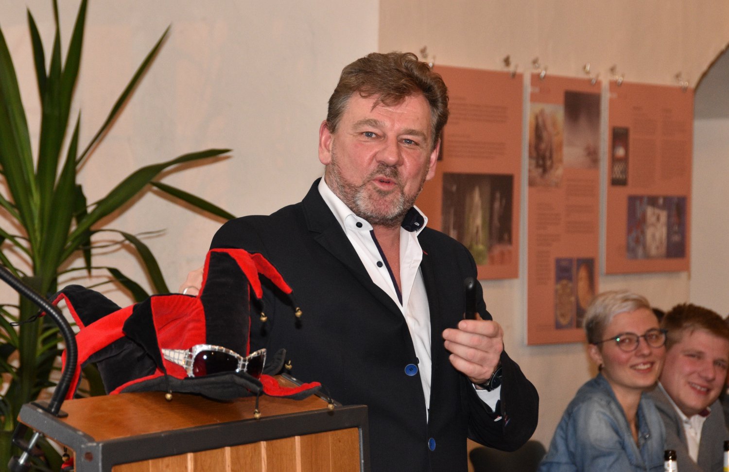 Nach 30 Jahren gibt Arge-Vorstandsvorsitzender und Zugmarschall Dirk Denhard das Zepter ab - doch ein Nachfolger ist noch nicht gefunden.
