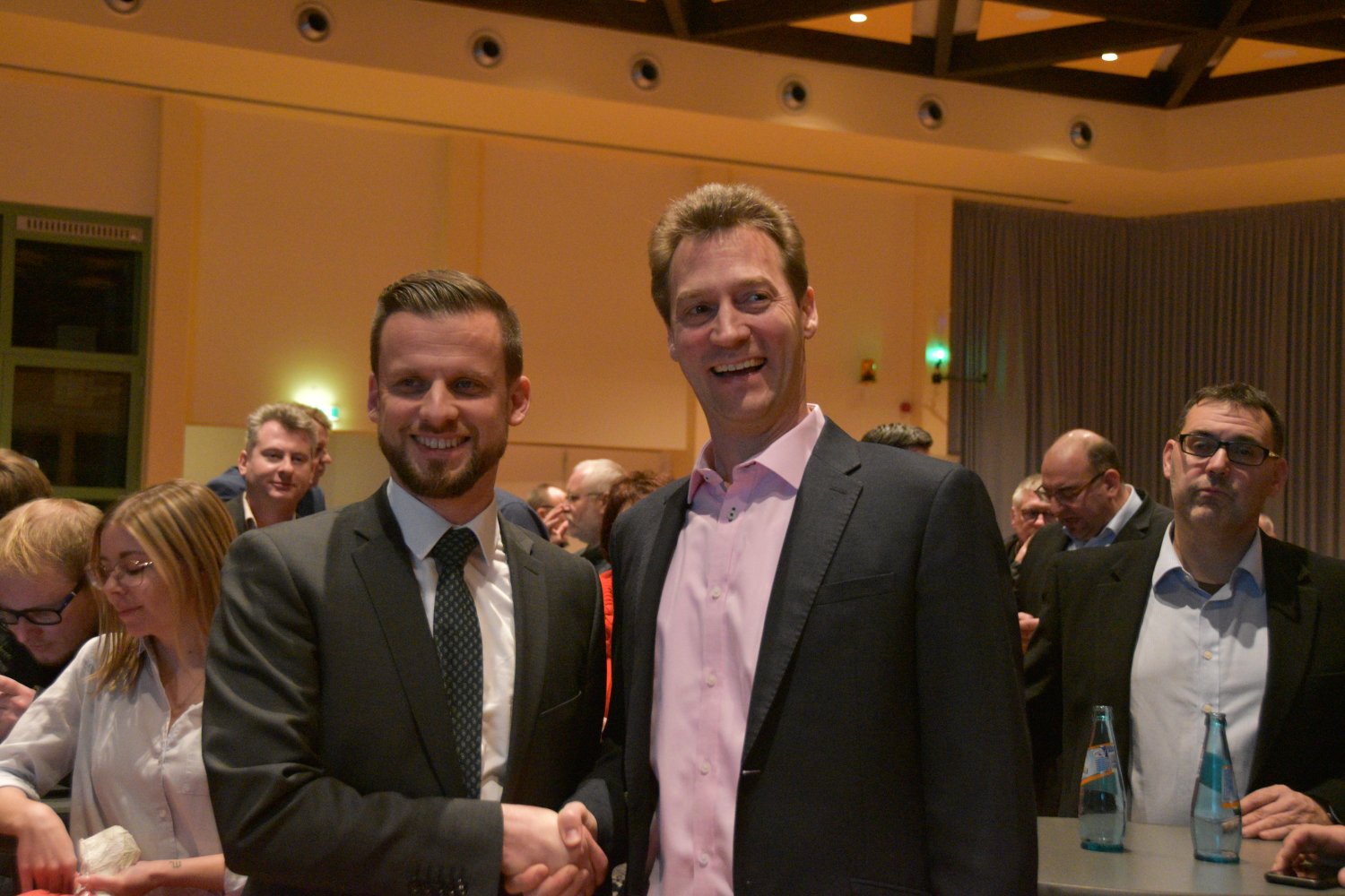 Timo Greuel und Tobias Dillmann gehen in die Stichwahl.
