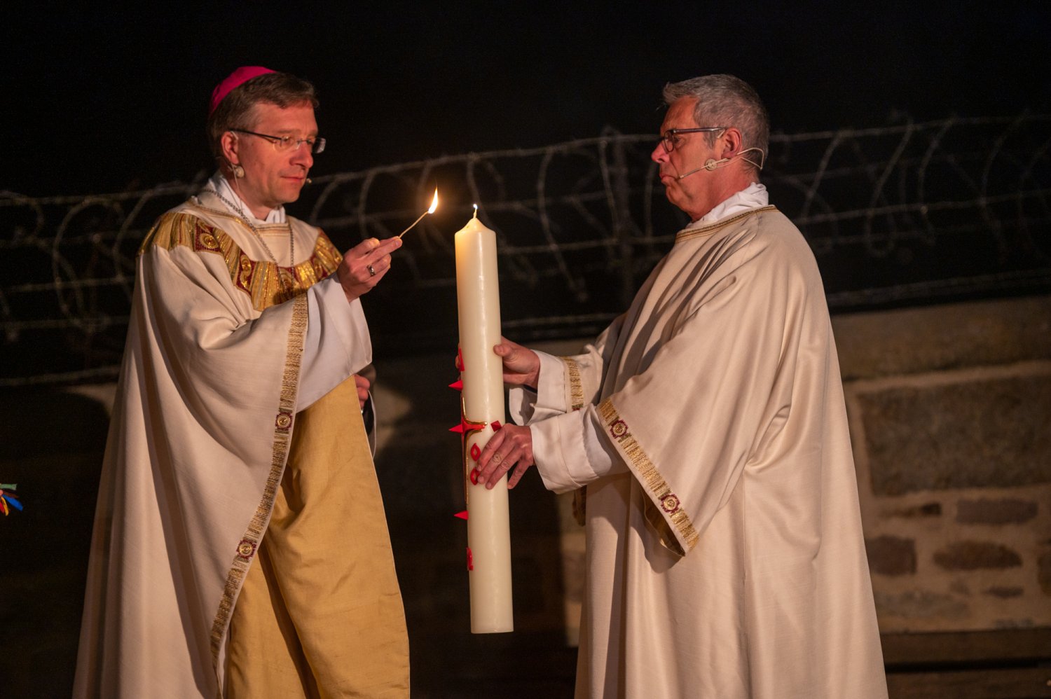 Die traditionelle Osternacht mit Bischof Dr. Gerber musste in diesem Jahr ohne die Öffentlichkeit stattfinden