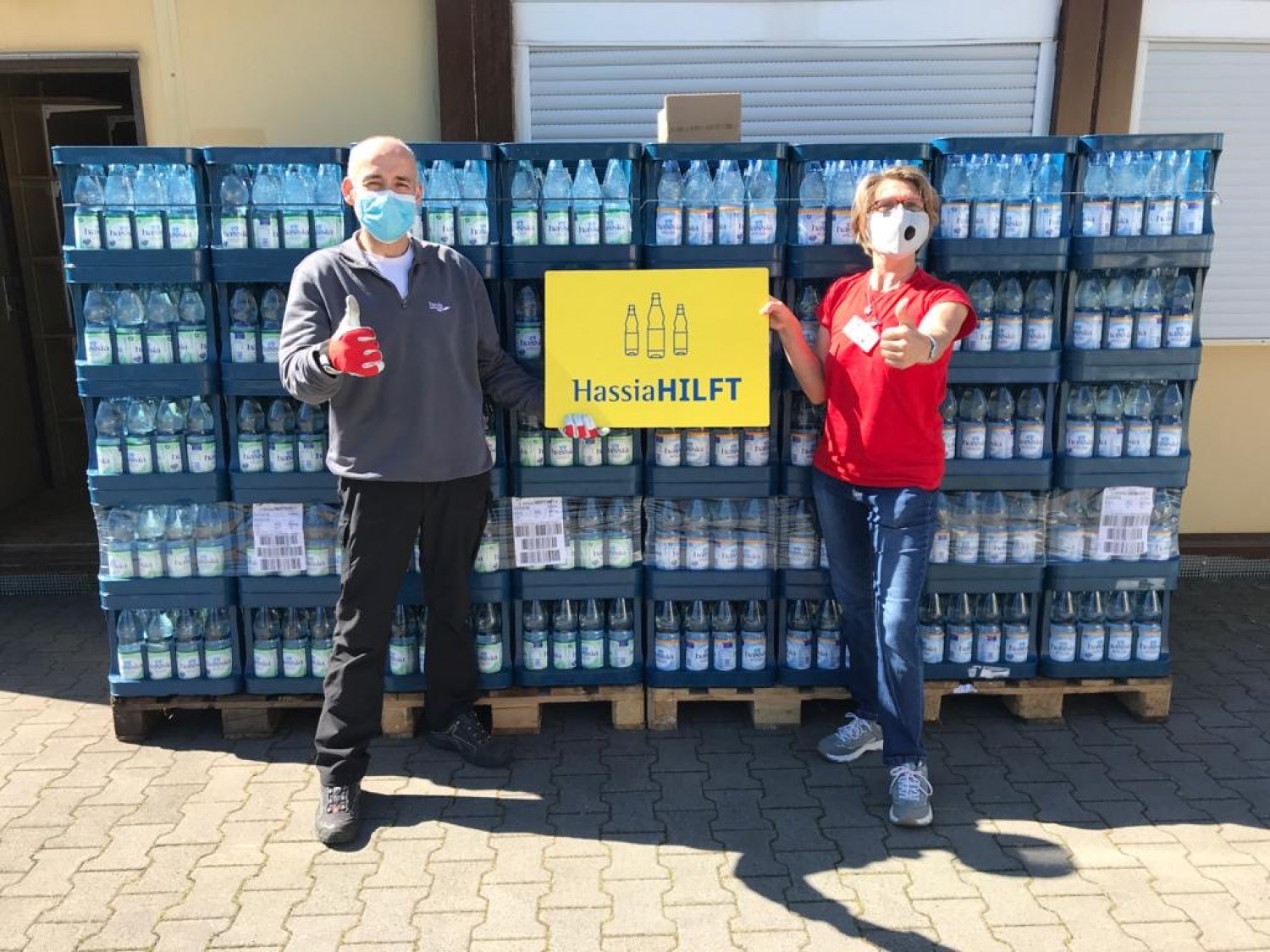 Hassia Mineralquellen spendet in der Corona-Krise 1 Million Liter Mineralwasser für wohltätige Zwecke.