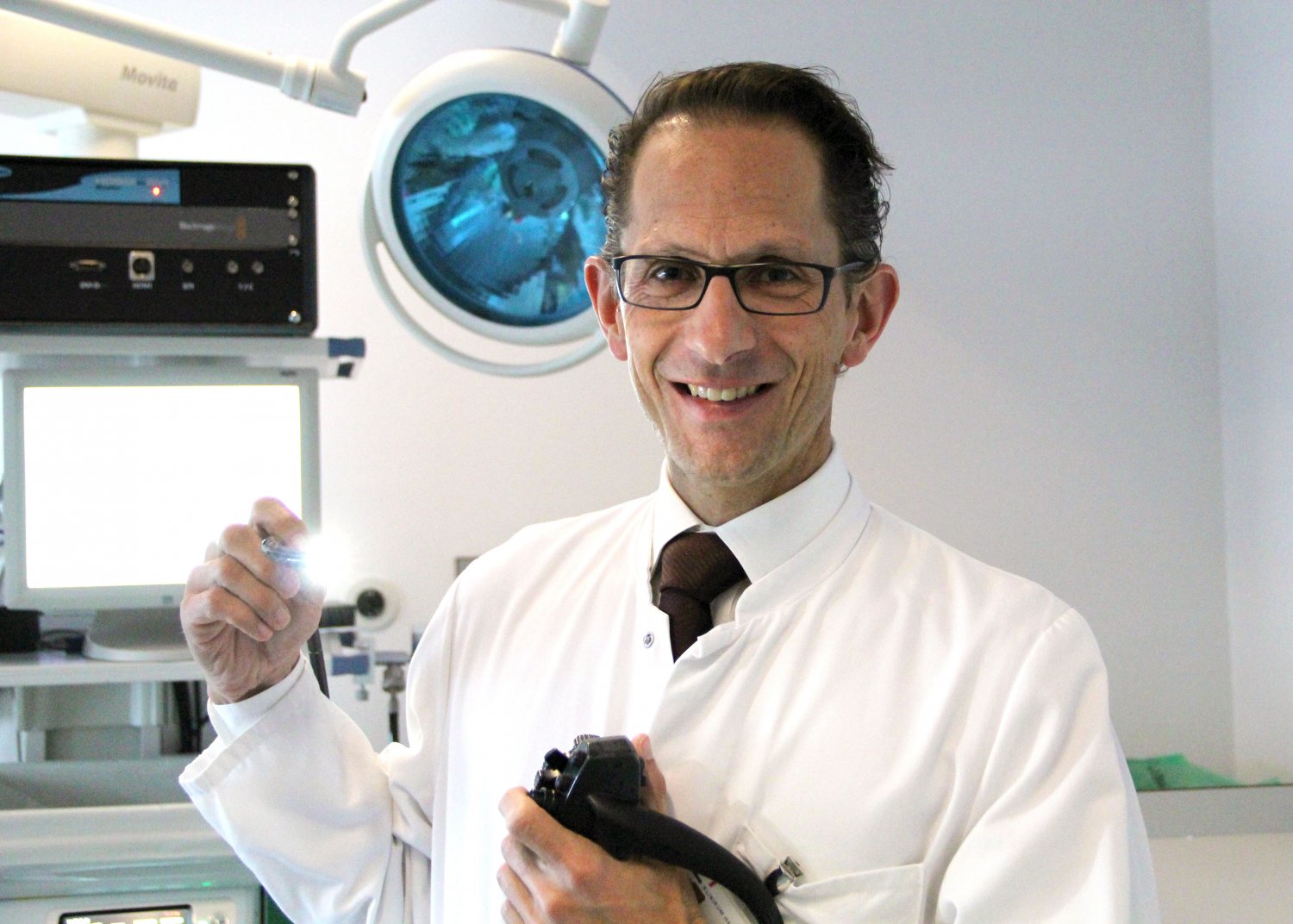 PD Dr. med. Axel Eickhoff, Chefarzt der Klinik für Gastroenterologie, Diabetologie und Infektiologie, wurde erneut vom Magazin Focus als einer von bundesweit 52 Top-Medizinern für den Bereich Gastroskopie ausgezeichnet.