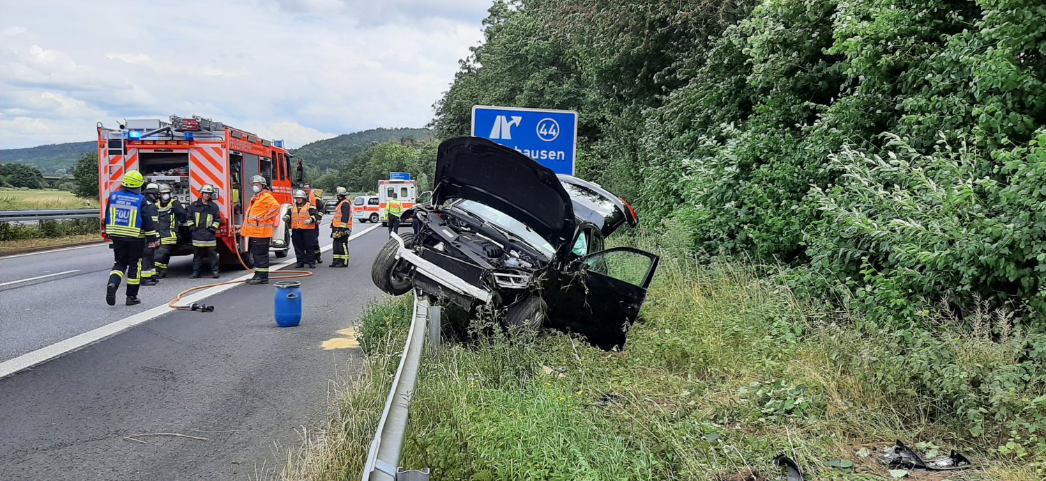 Gemeldet war ein Verkehrsunfall mit eingeklemmter Person.