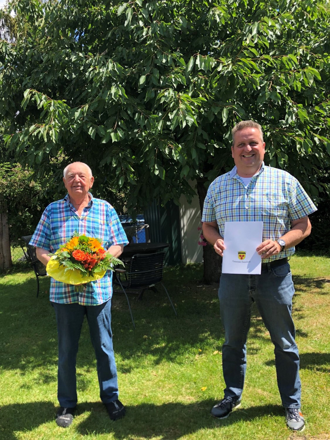 Jubilar Heinrich Goy und Bürgermeister Matthias Pfeifer