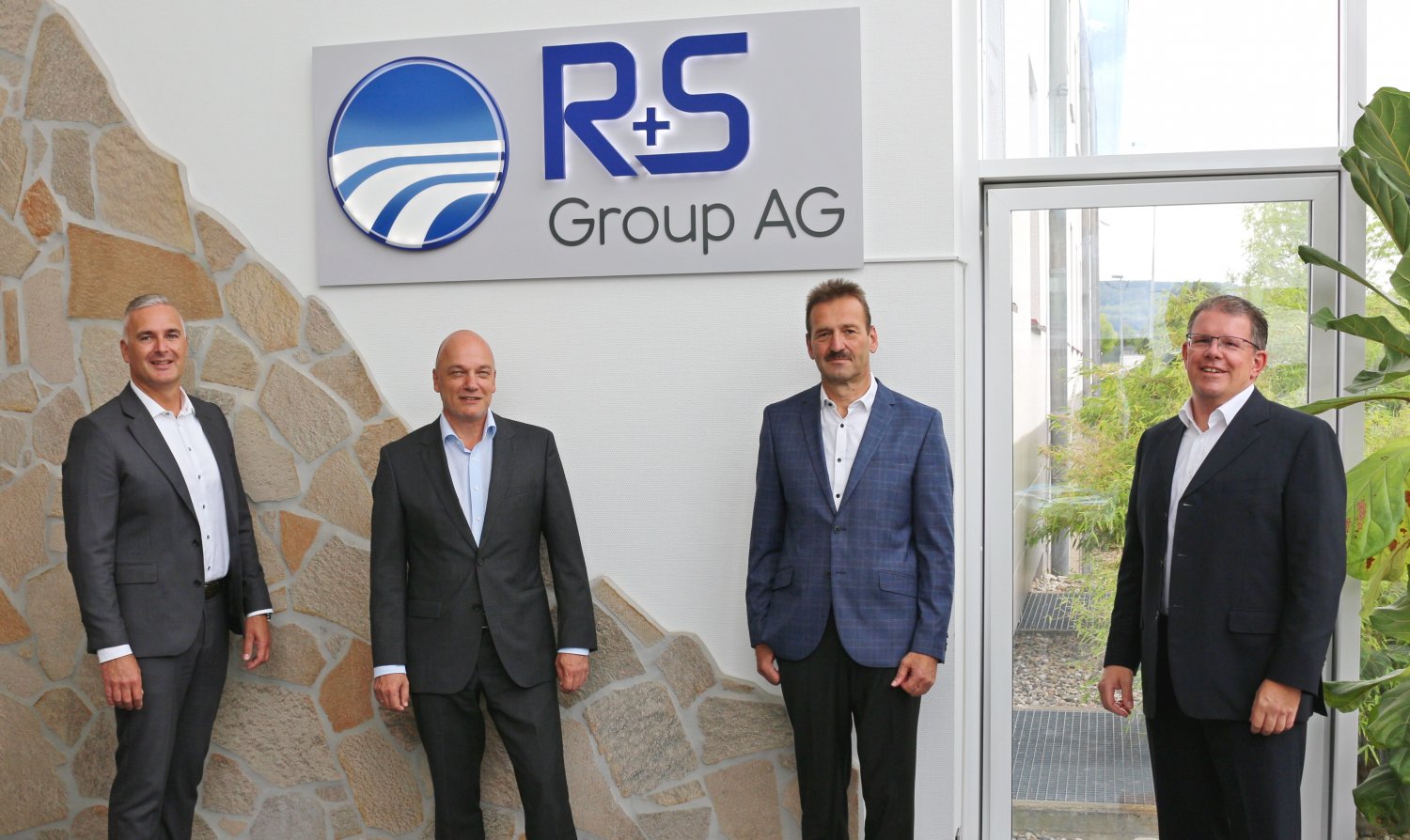 Im Bild von links: Ralph Burkhardt, Dr. Bernd Köhler, Manfred Hahl und Rudolf Menningen