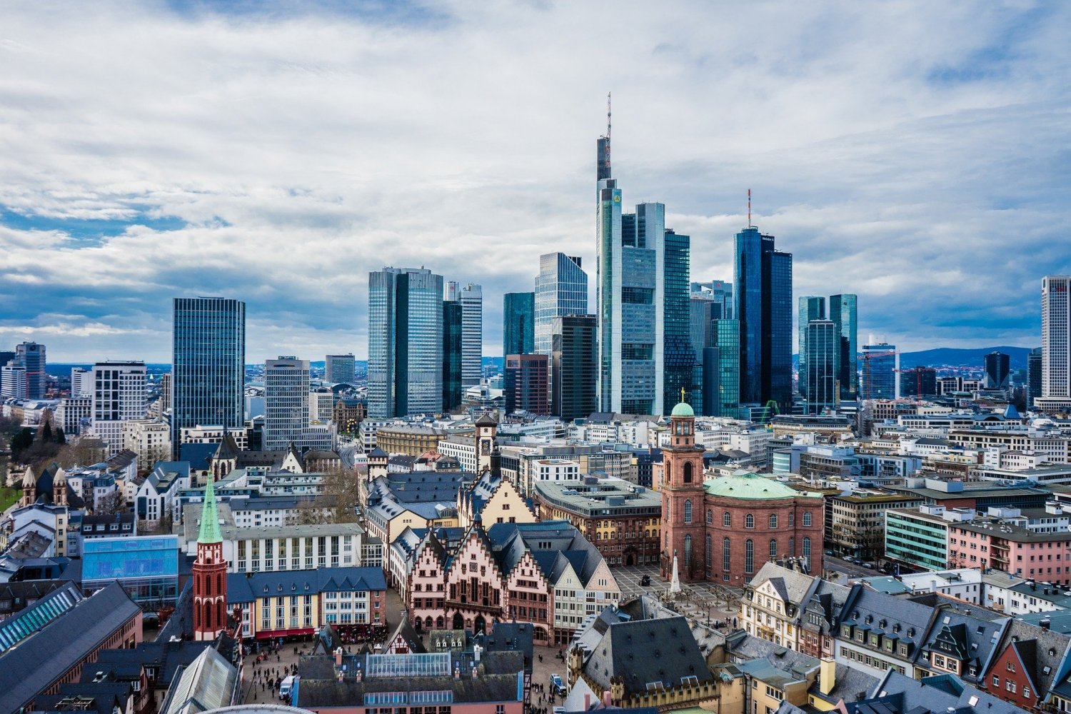 Im ersten Teil der Studie werden alle 21 hessischen Landkreise und fünf kreisfreien Städte direkt miteinander verglichen.