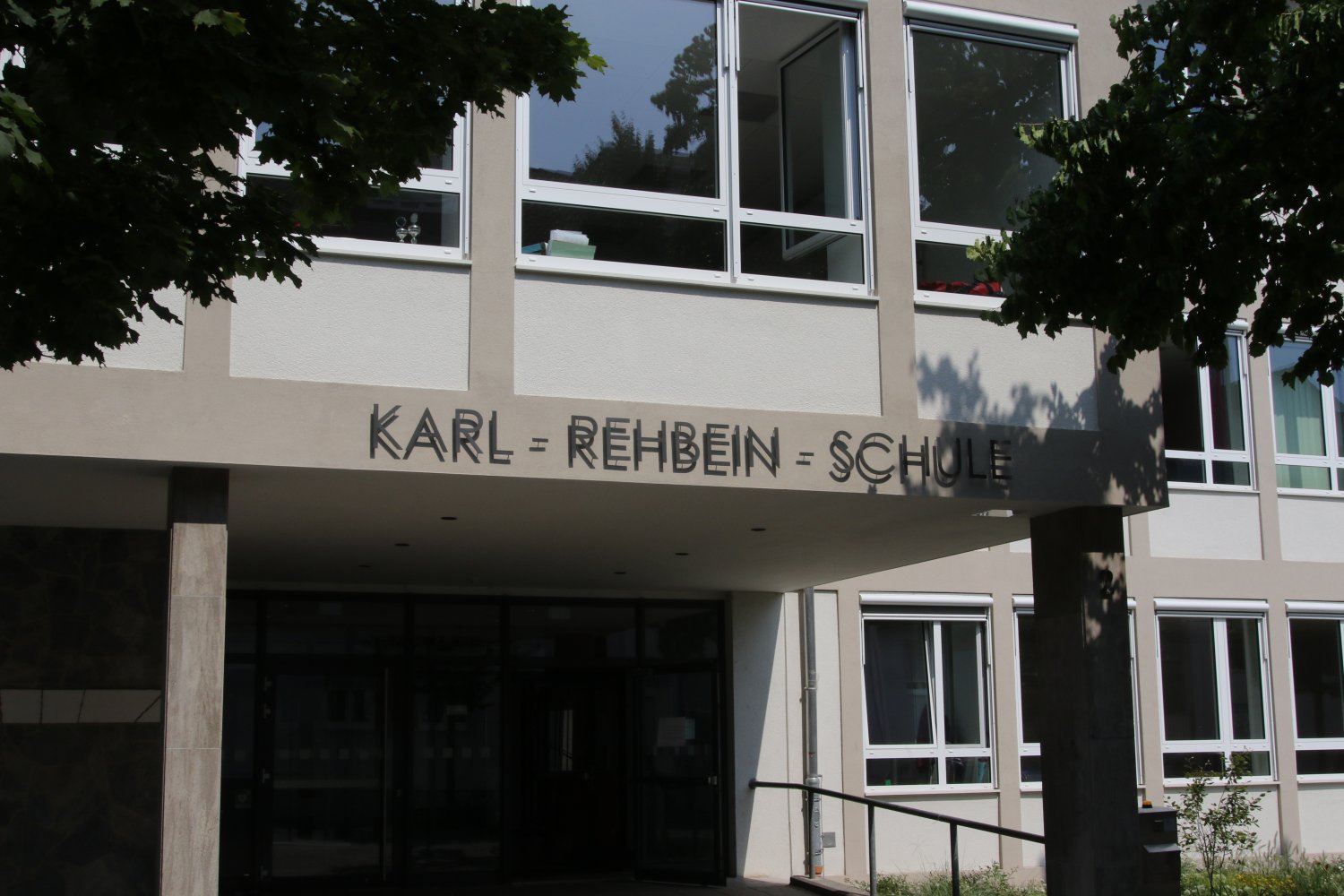 Auch an der Karl-Rehbein-Schule in Hanau beginnt am Montag die Schule