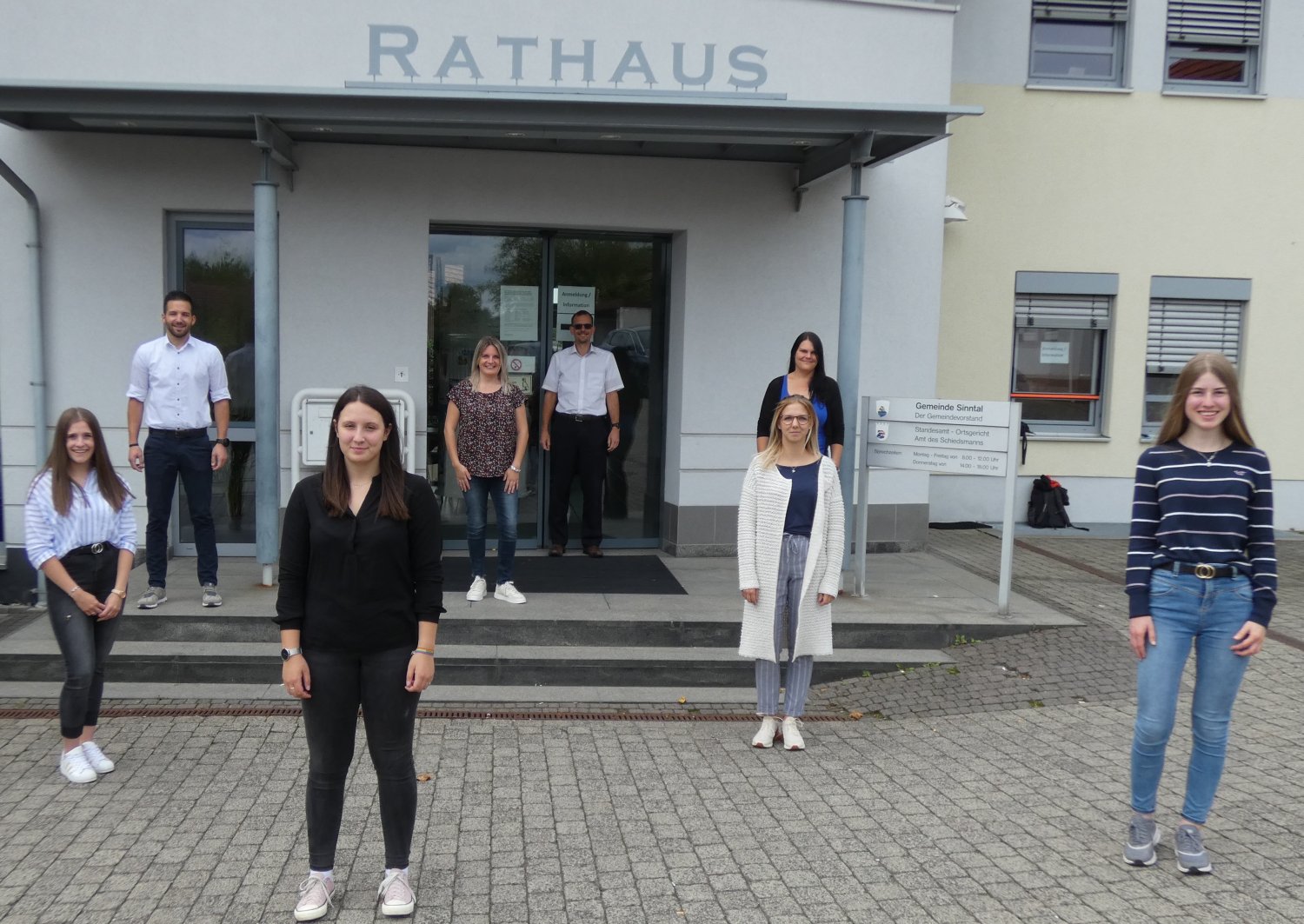 v.l.n.r.: Sina-Marie Krack, Matthias Klement, Kim Alisa Czech, Lena Röll, Carsten Ullrich, Sophie Ullrich, Christine Bechtel, Alina Heiliger