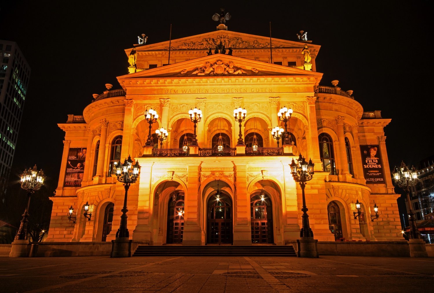 In einer Bar in der Nähe der Alten Oper soll der Mann gearbeitet haben
