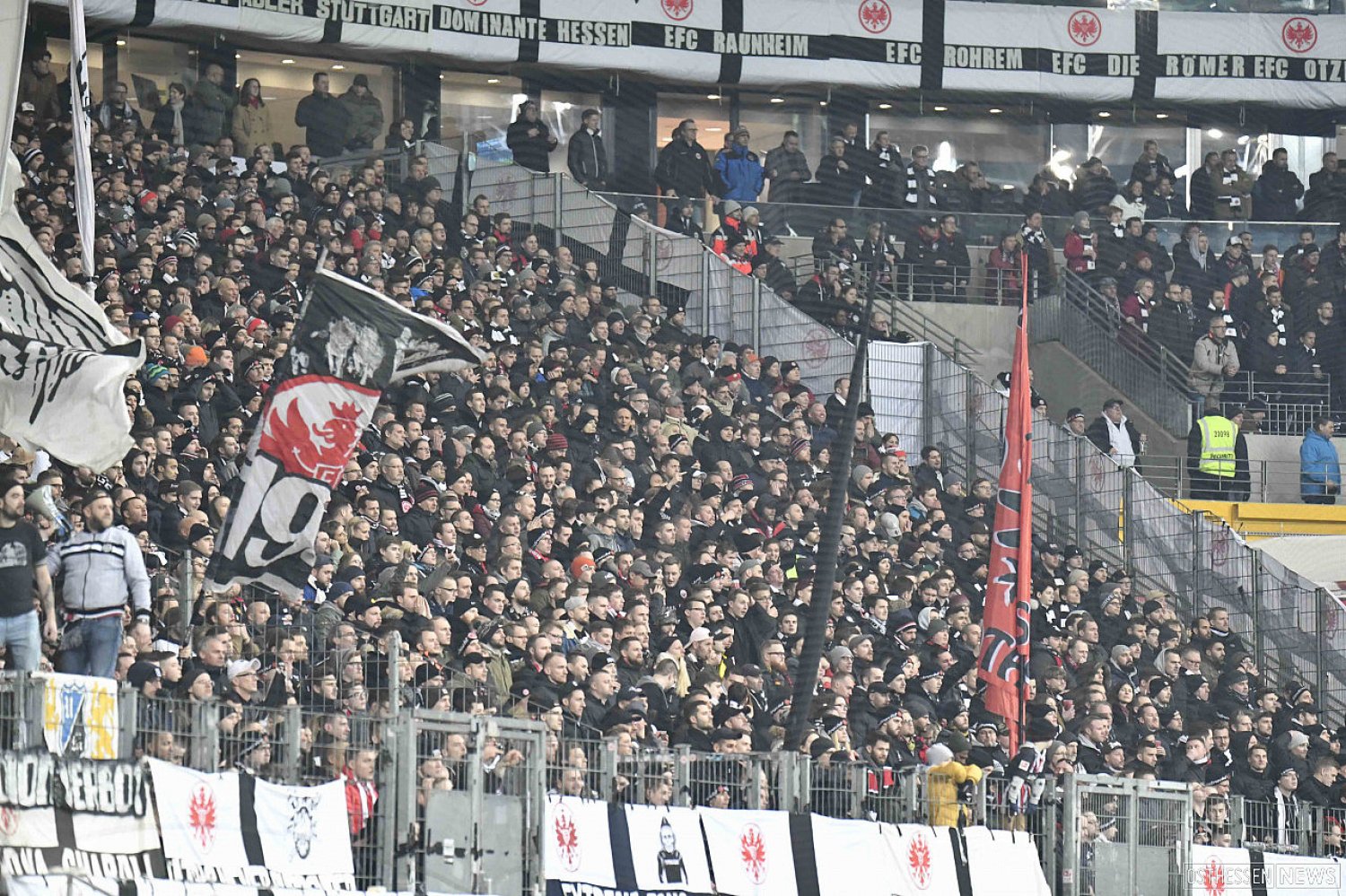 Die Leidesnzeit hat ein Ende. 6.500 Fans dürfen in Zukunft ihre Eintracht wieder anfeuern.