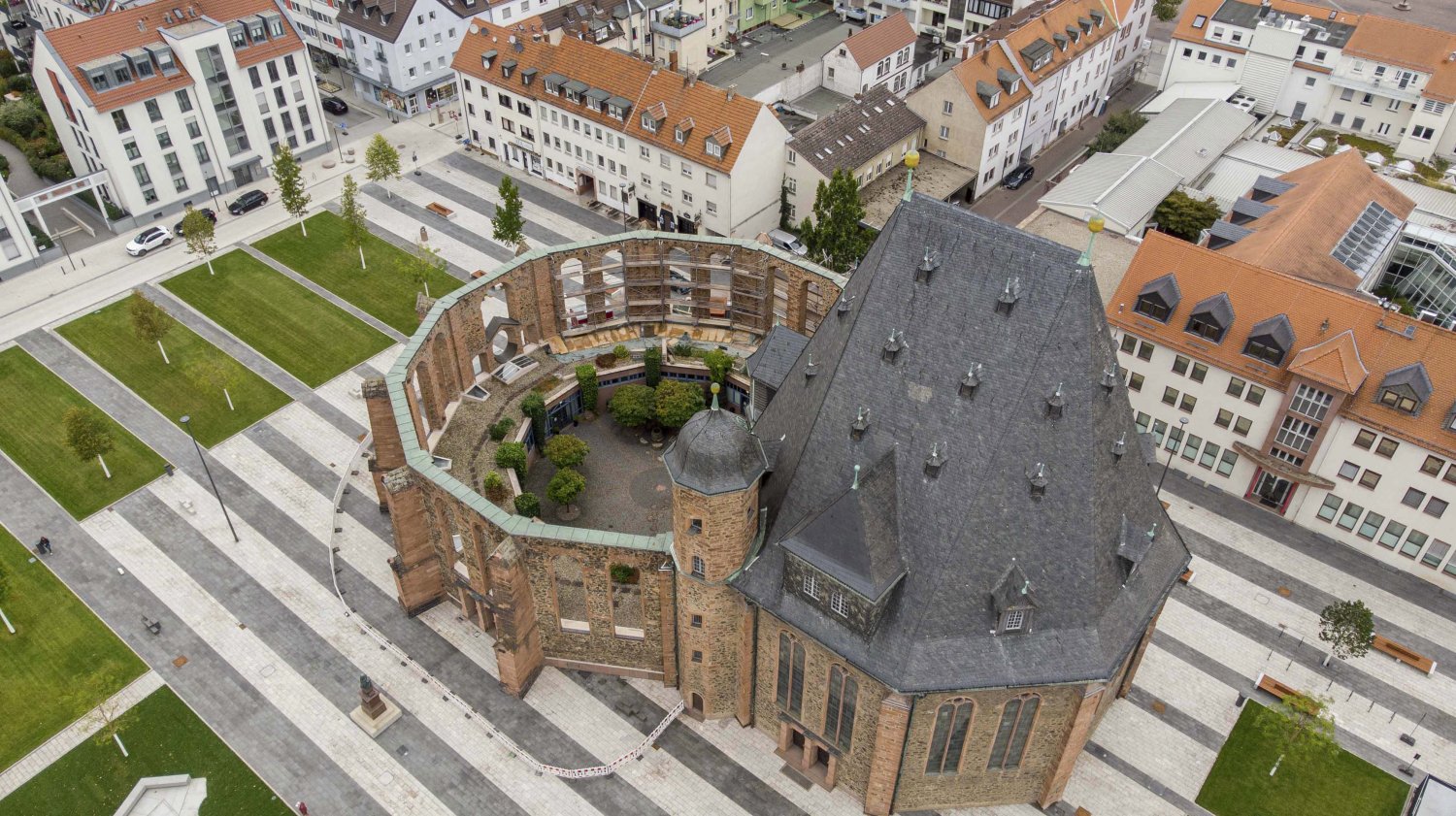 Der Platz an der Wallonisch-Niederländischen Kirche