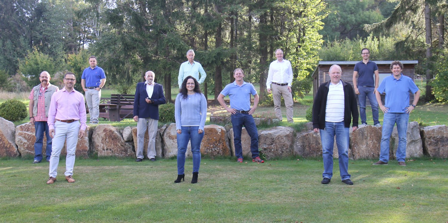 Robert Voigt, Markus Kern, Rafael Frank, Albert Klug, Claudia Frank, Norbert Amon, Manuel Schneider, Johannes Heger, Volker Skowski, Dr. Alexander Voigt, Christoph Engel (von links). 