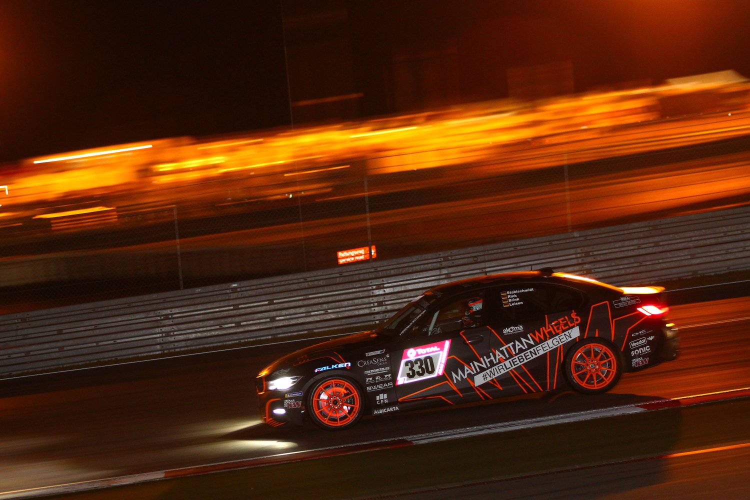Christopher Rink triumphierte beim 24h-Rennen am Nürburgring.