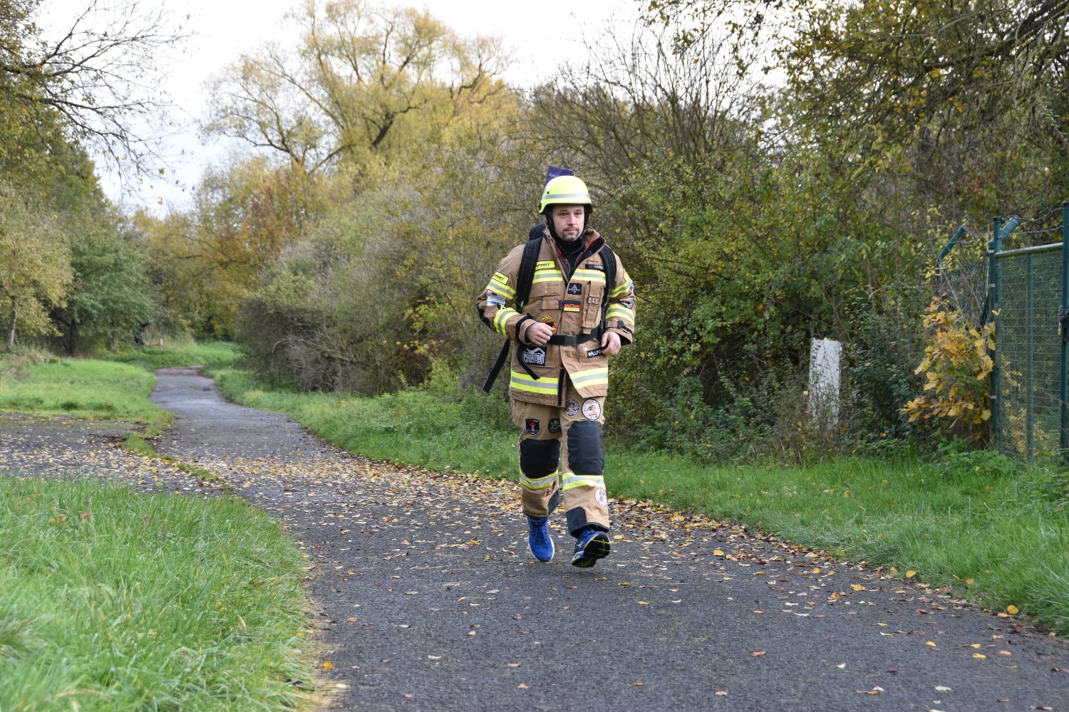 Als Running Firefighter läuft Berufsfeuerwehrmann Holger Hüfner für den guten Zweck.