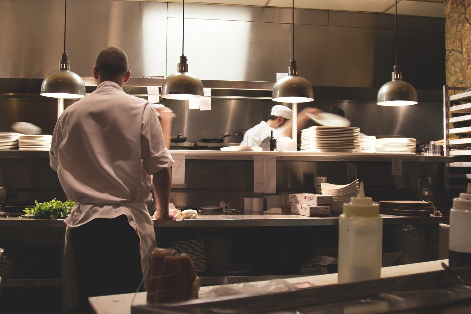 „Wir wollen auch in Zukunft eine vielfältige Gastronomie in der Stadt und auf dem Land vorfinden“, sagte Umweltministerin Hinz.