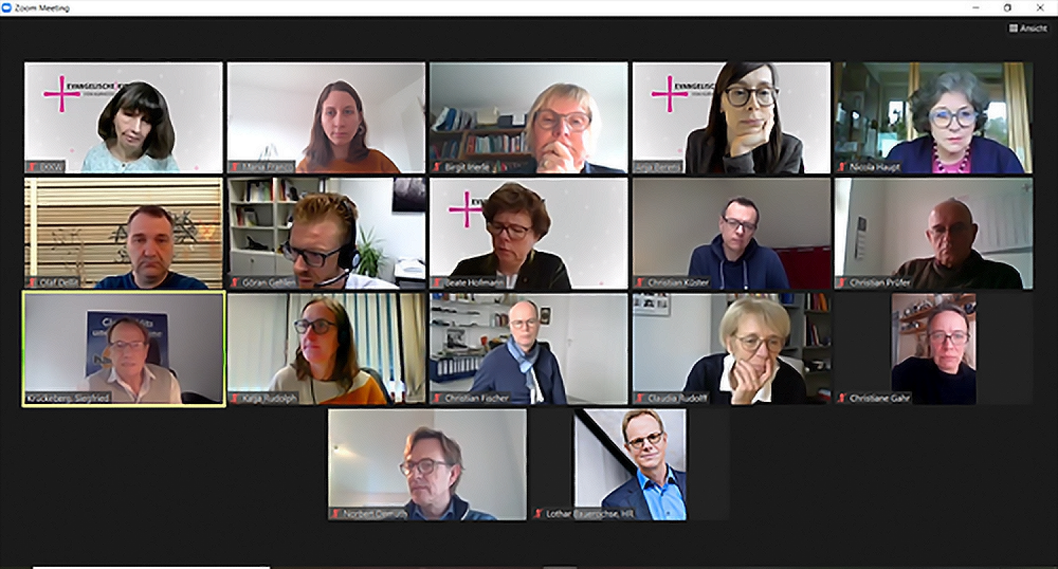 Pressekonferenz online über Zoom.