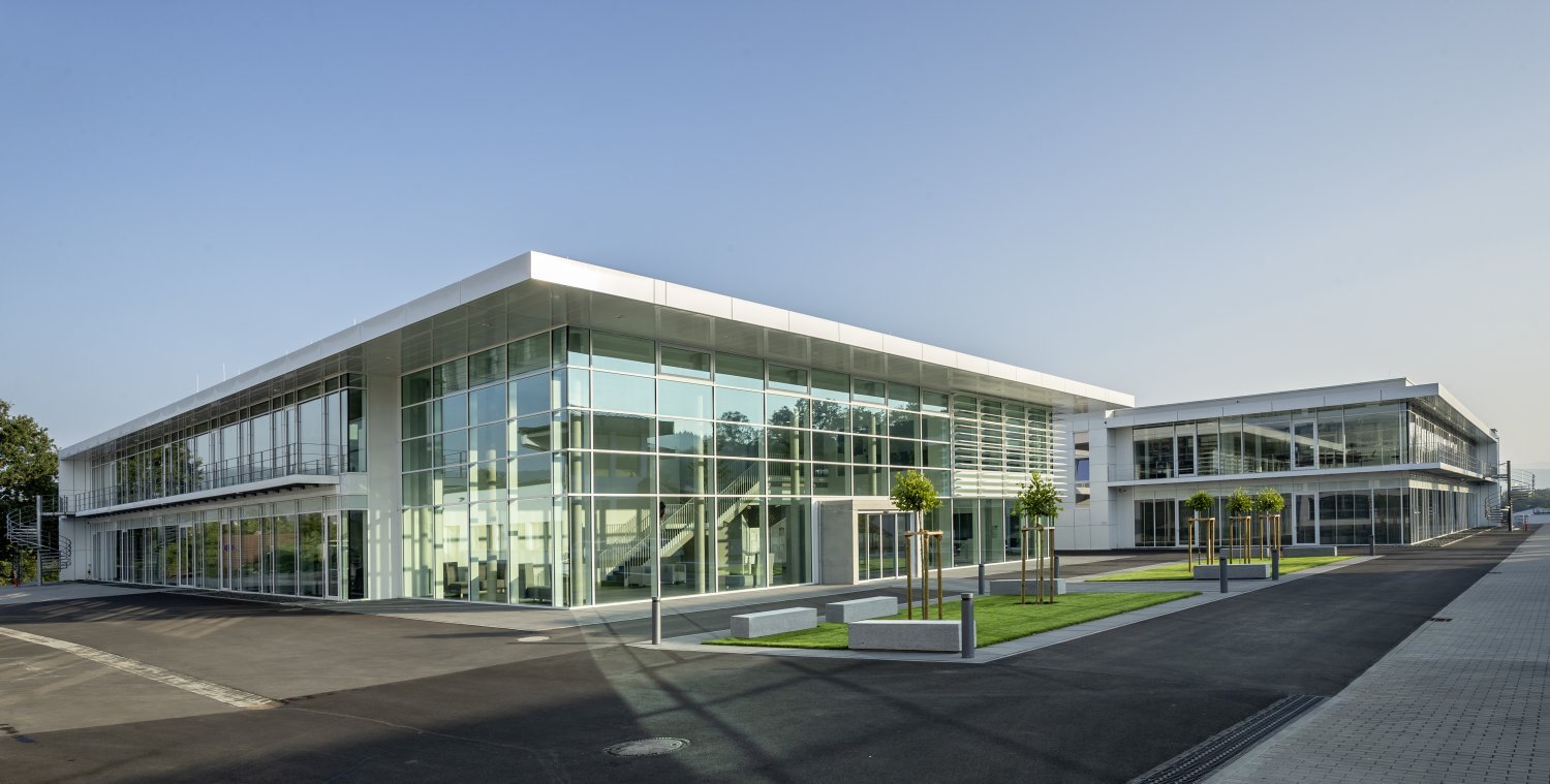 Das Woco Technologiezentrum am Stammsitz in Bad Soden-Salmünster