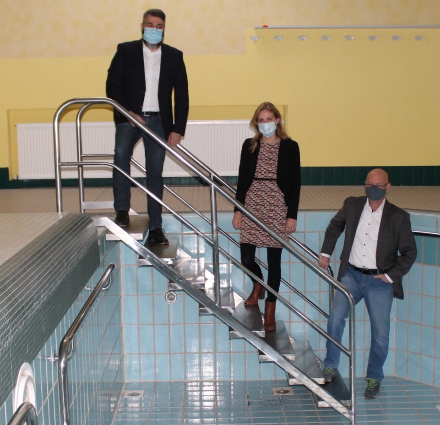 Die Schule pachtet das Bad in der Martin-Luther-Anlage ab 1. Januar 2021.