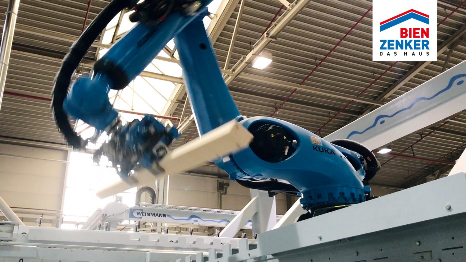 Digitalisierte und automatisierte Prozesse in der High-Tech-Fertigung gaben Bien-Zenker die notwendige Flexibilität, um auch unter Pandemiebedingungen die Produktion zu steigern.