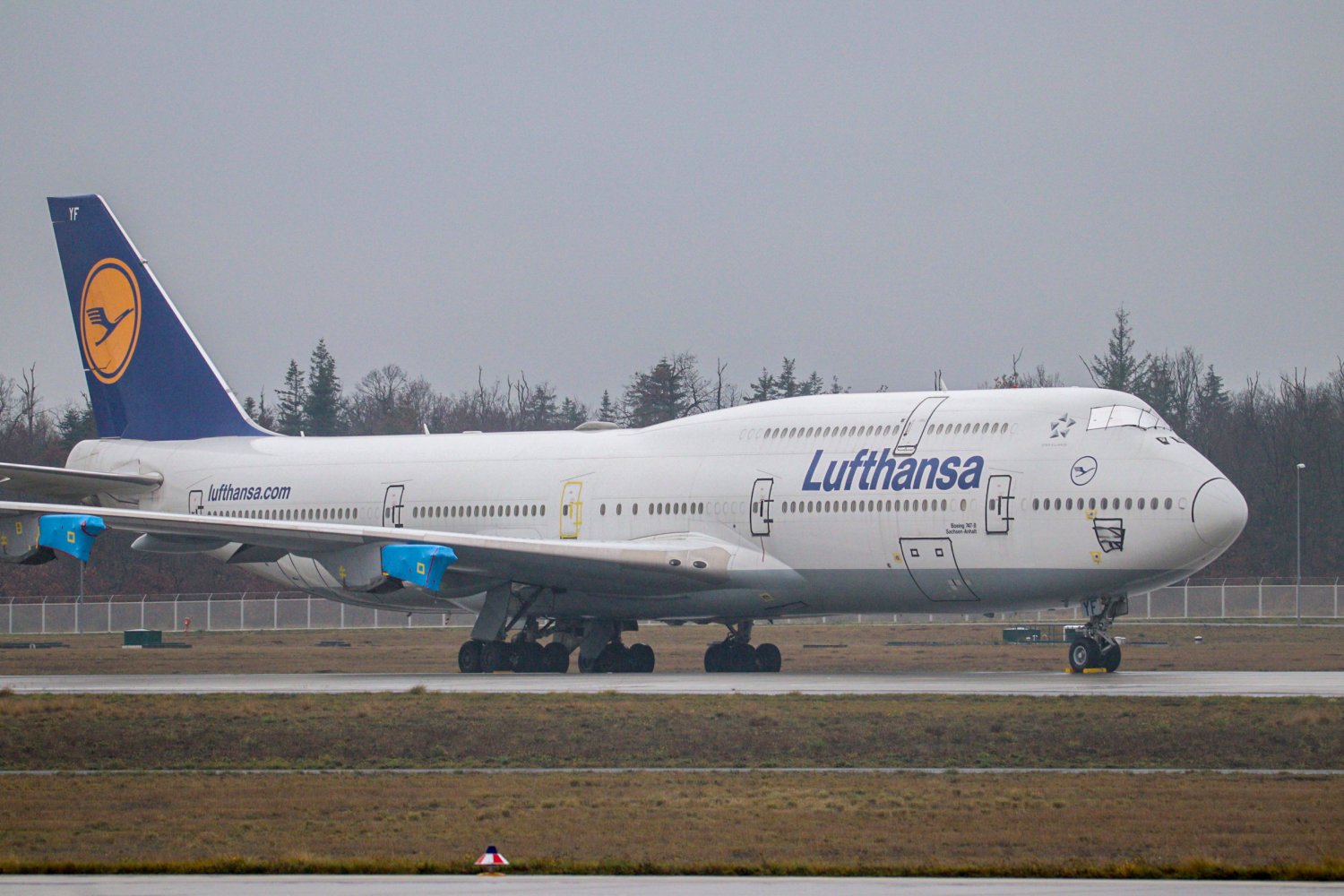 Wegen der Corona-Pandemie unfreiwilliger Winterschlaf für viele Flugzeuge