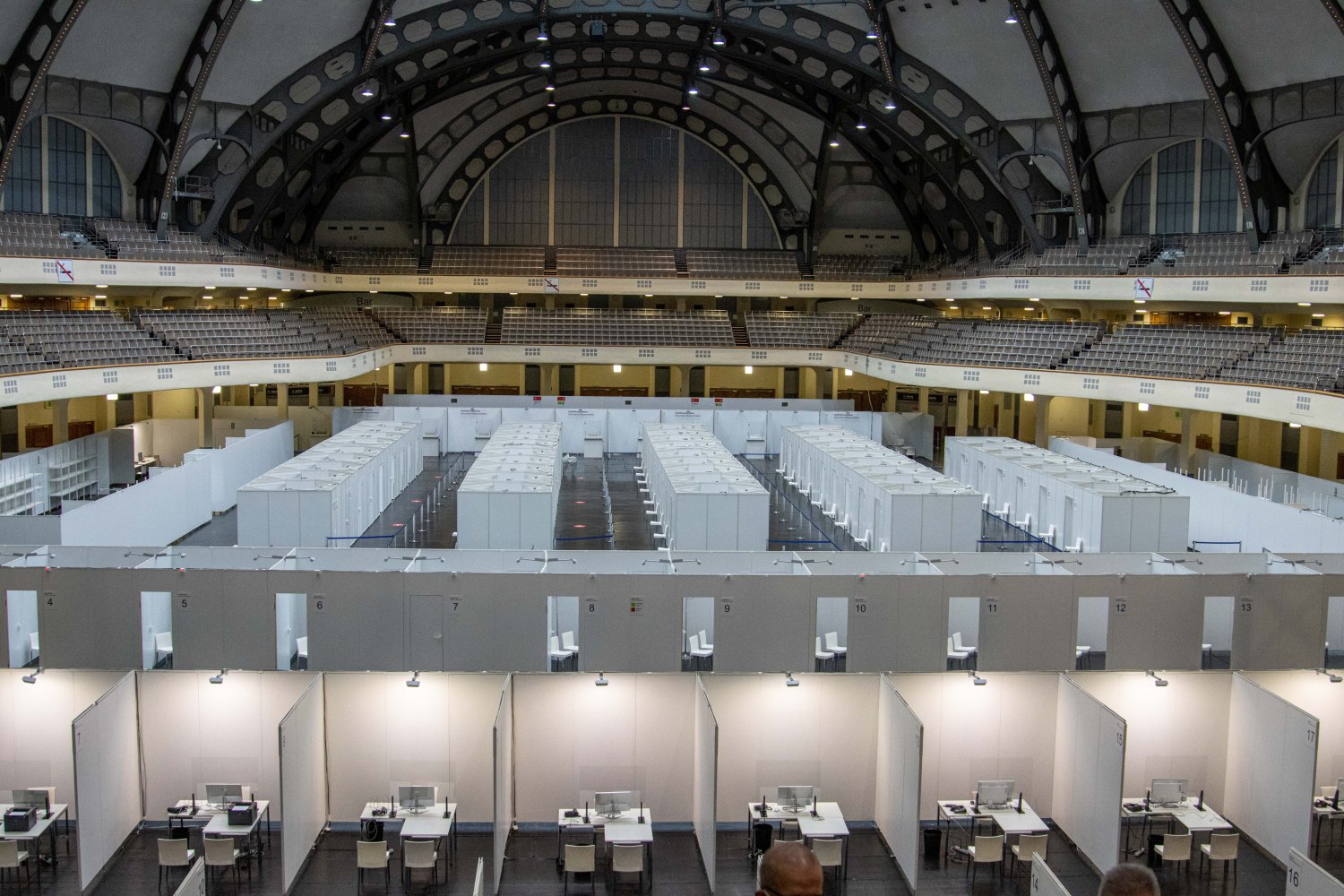 Das Impfzentrum in der Festhalle ist betriebsbereit