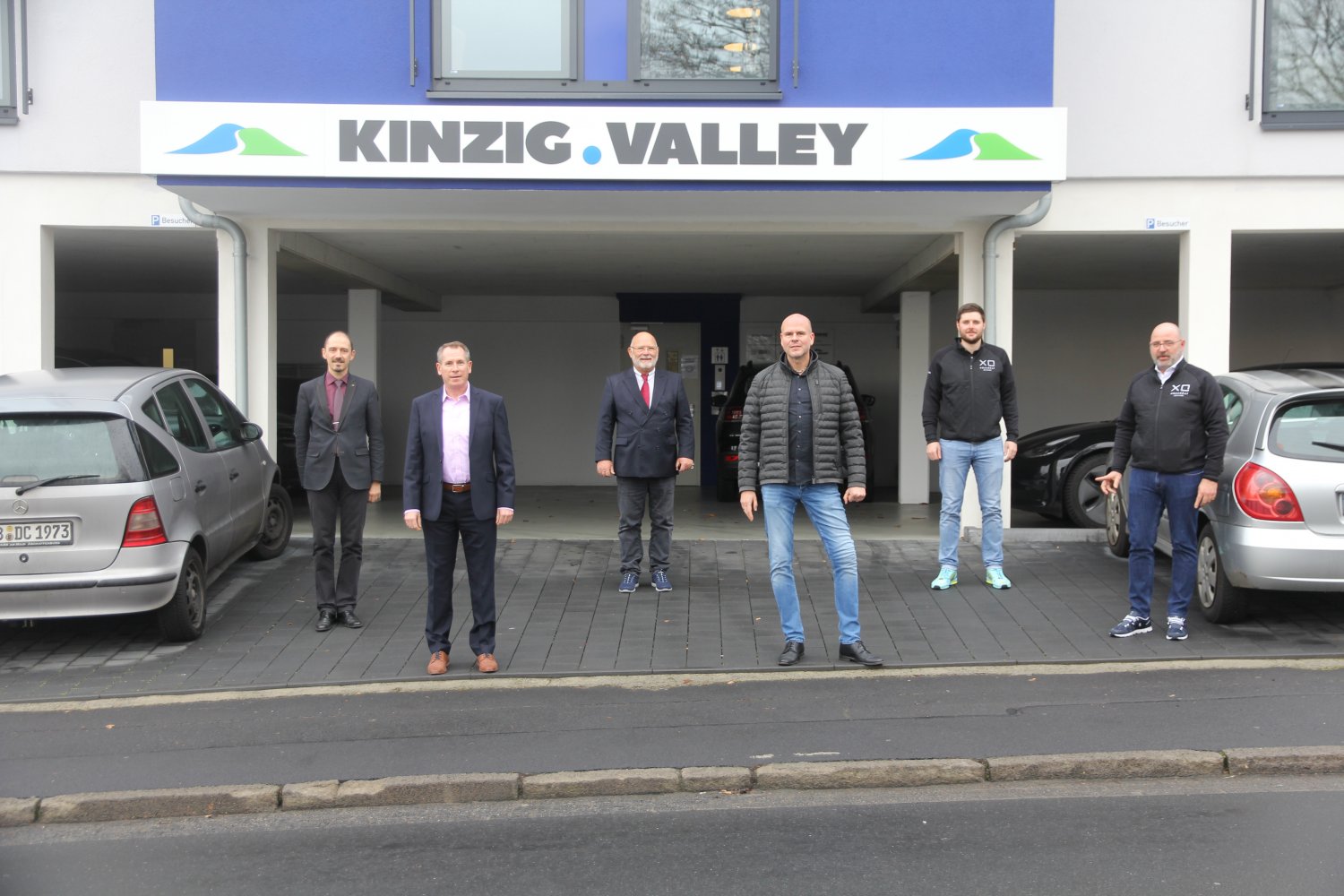 Stellen die neue „Kinzig.Valley“-Gesellschaft unter Beteiligung des Druck- und Pressehauses Naumann vor (von links): Verleger Oliver Naumann, Geschäftsführer Jochen Grossmann, Unternehmensberater Ulrich Verhoefen, „Kinzig.Valley“-Geschäftsführer Bern
