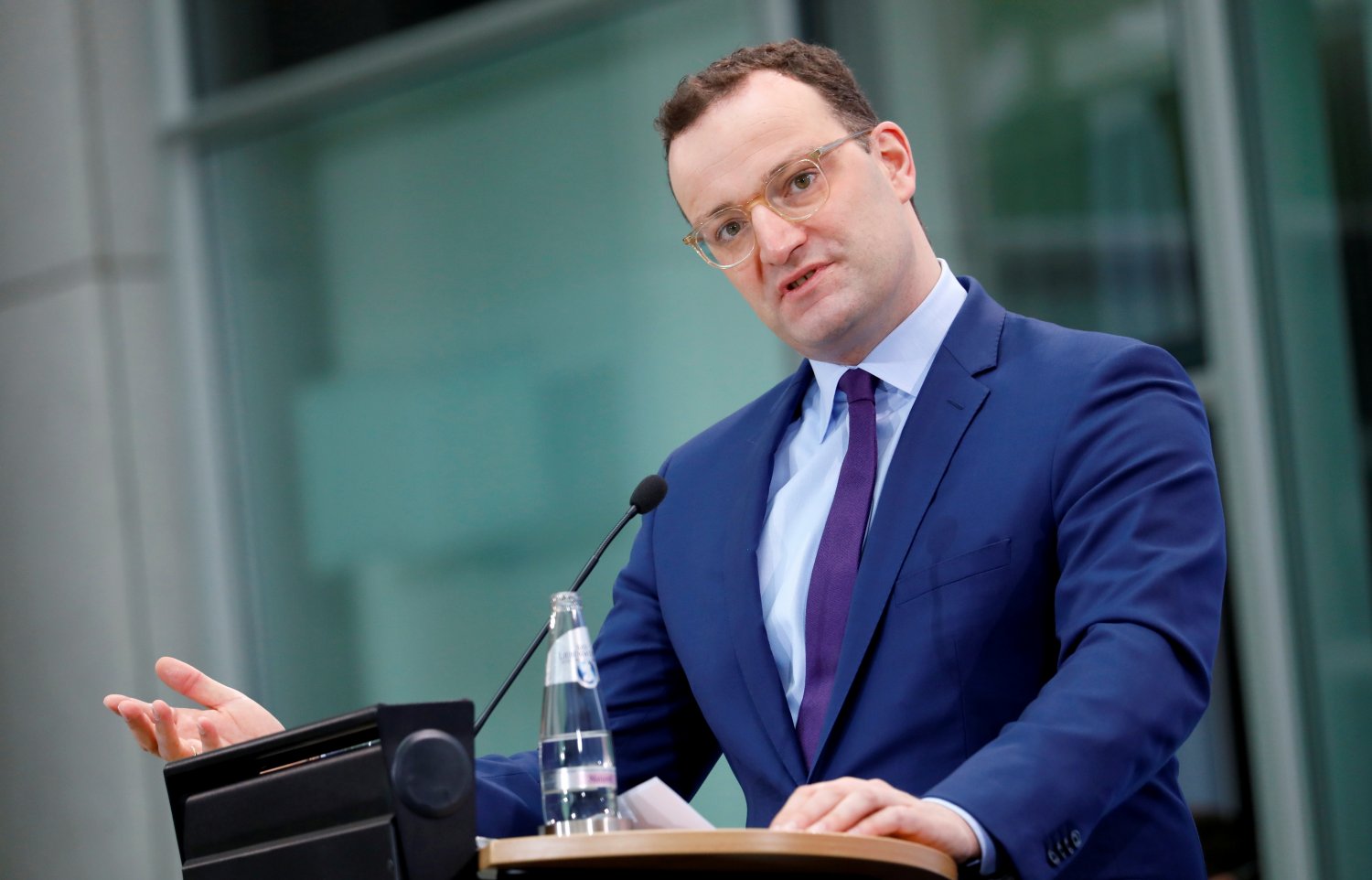 Gesundheitsminister Jens Spahn informierte über die kommenden Impfungen am Sonntag.