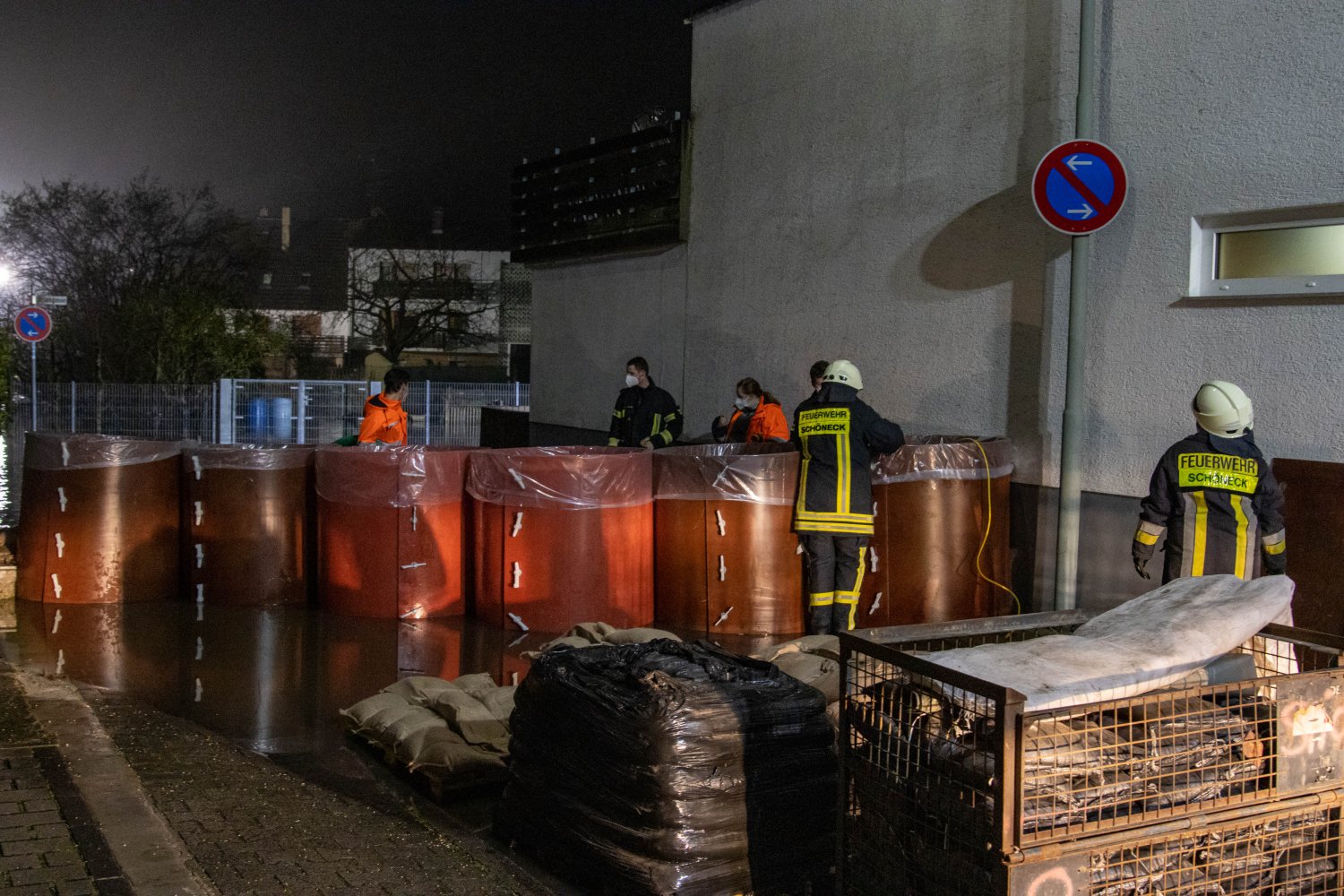 Einsatz der Feuerwehr. Der Grund: Hochwasser.