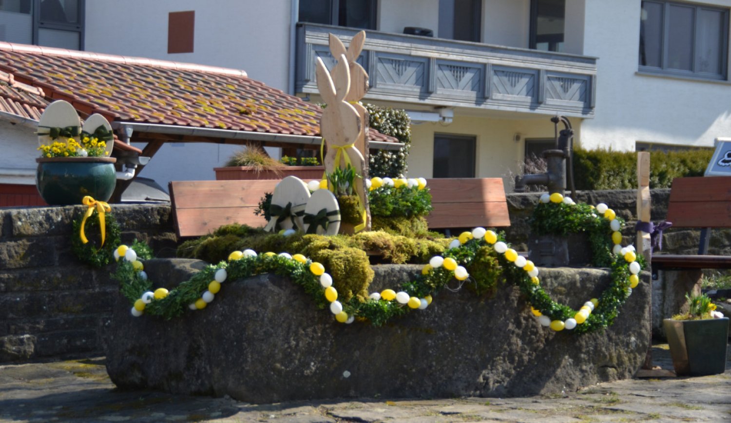 Wir suchen die tollsten Osterbrunnen der Region!