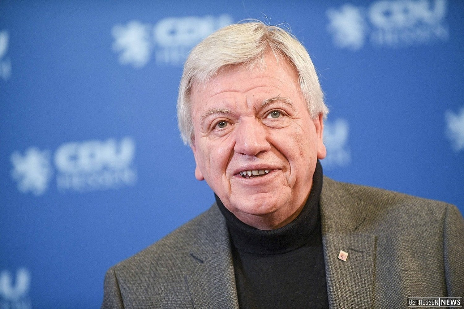 Ministerpräsident Volker Bouffier (CDU) nimmt Stellung zum Impf-Gipfel
