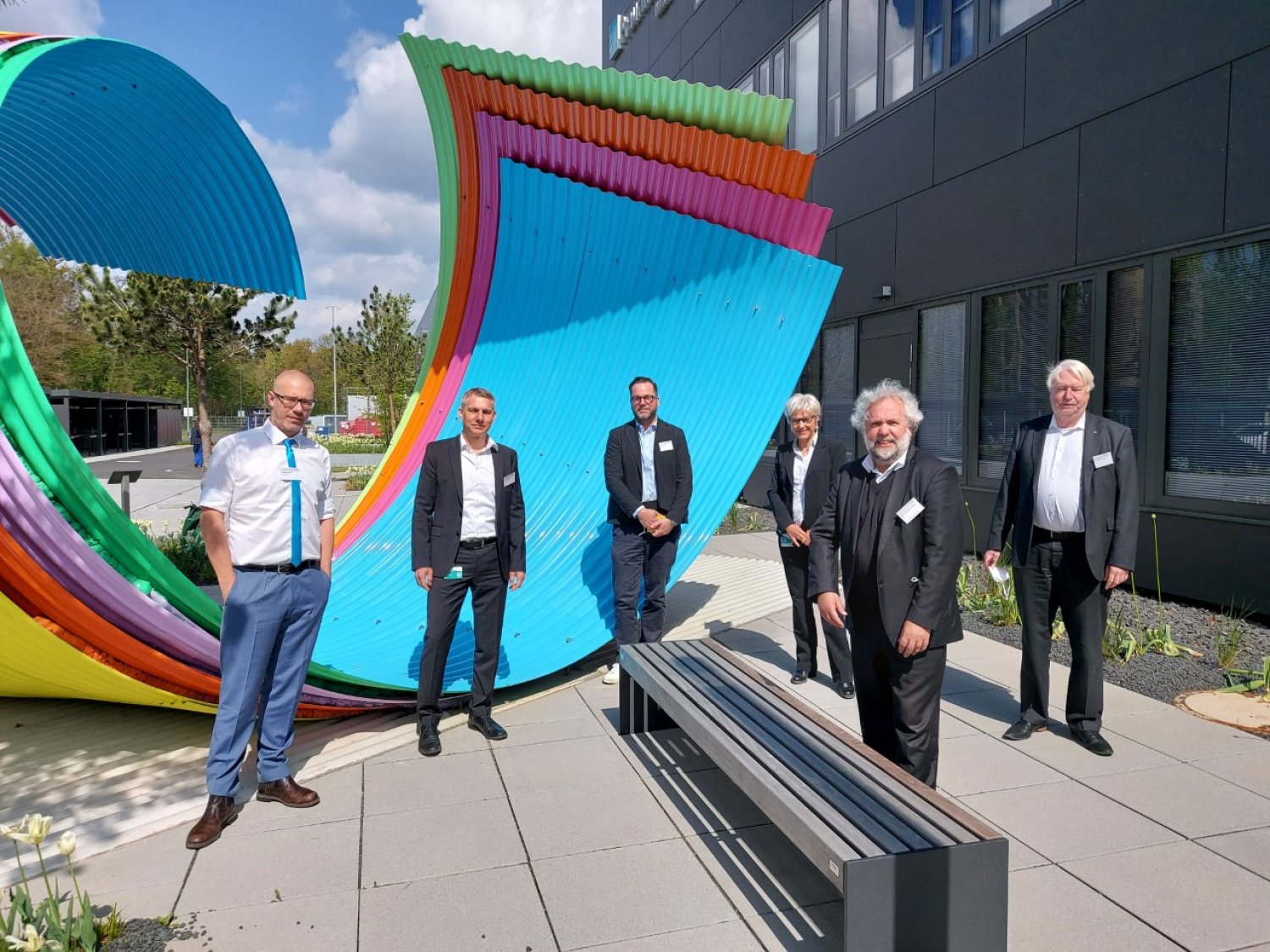 vlnr.: Dr. Benjamin Balke, Dr. Jörg Zimmermann, Henrik Statz, Prof. Dr. Anke Weidenkaff, Prof. Dr. Ralf-Rainer Piesold, Dr. h.c. Jörg-Uwe Hahn