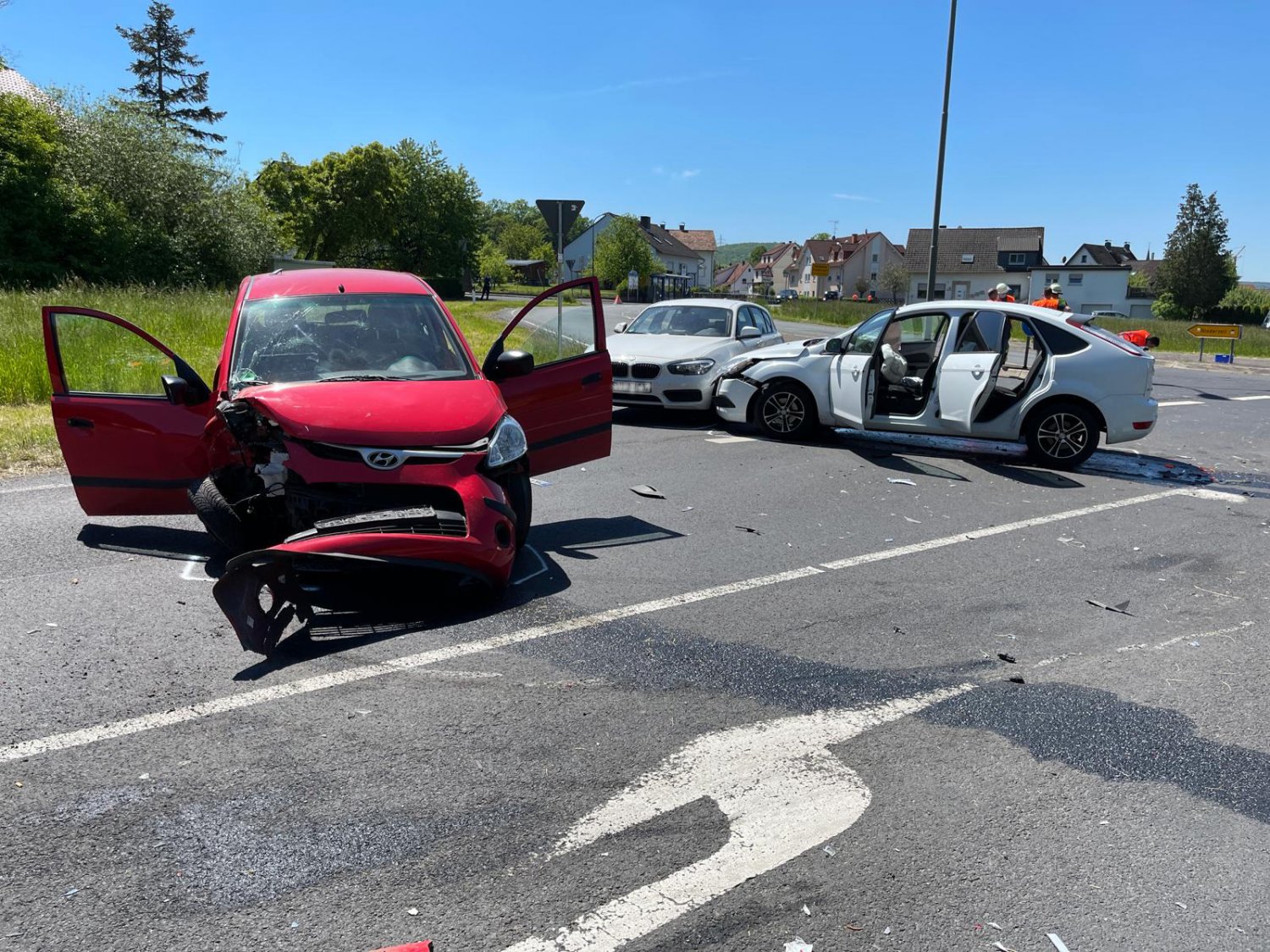 Ein schwerer Unfall hat sich am Mittwochmittag gegen 12 Uhr auf der L 3329 zwischen dem Stadtteil Niederzell und Schlüchtern ereignet.
