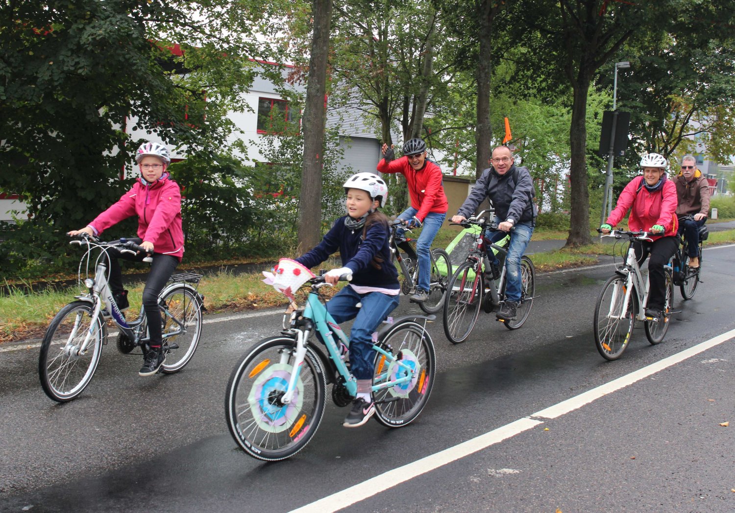 Radwege in Nieder- nach Oberrodenbach, Kinzigtal total etc.