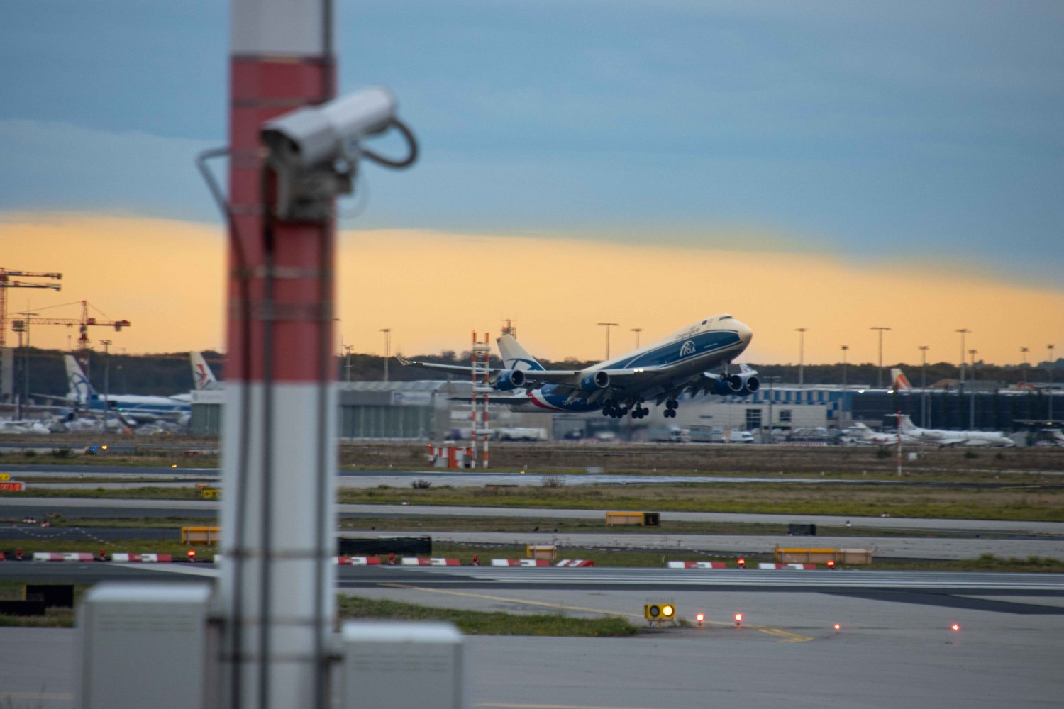 Frankfurter Flughafen feiert Geburtstag Seit 85 Jahren das Tor zur Welt
