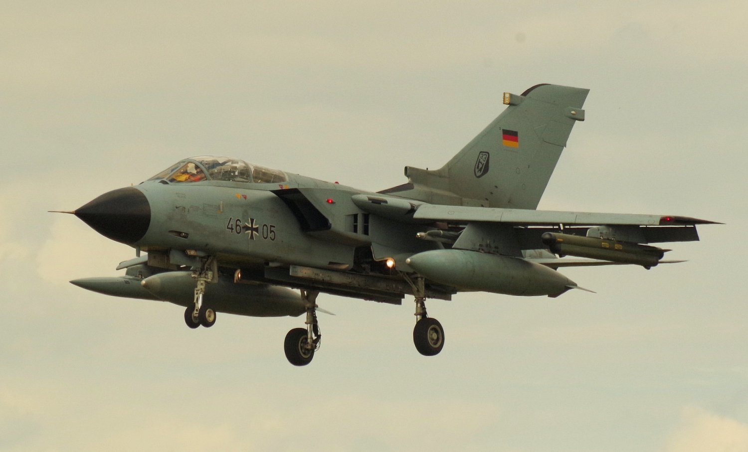 Ein Kampfflugzeug vom Typ TORNADO war über Hanau geflogen