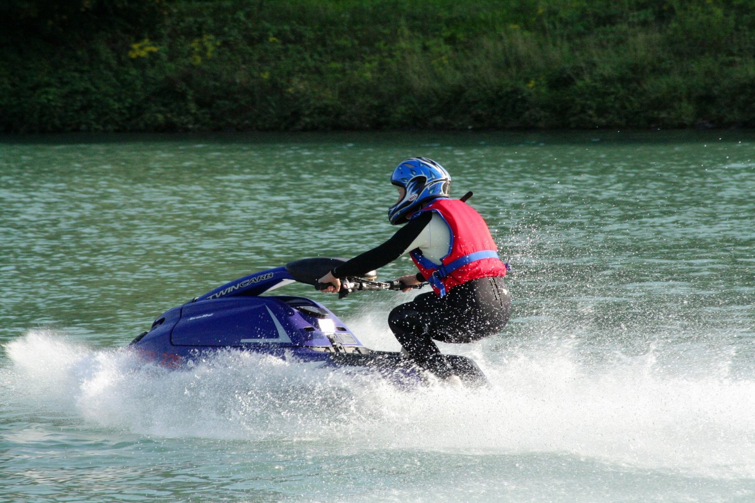 Eine Jetskifahrerin ist bei Maintal verunglückt.