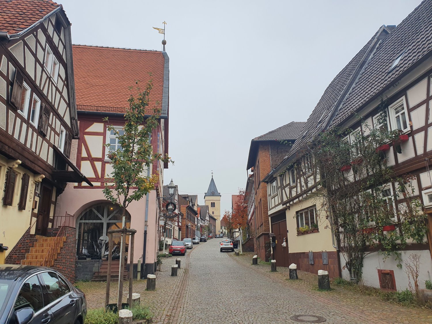 Die Stadt Maintal hat jetzt Rahmen des KOMPASS-Programmes (KommunalProgrAmmSicherheitsSiegel) des Landes Hessen das Sicherheitssiegel verliehen bekommen. 