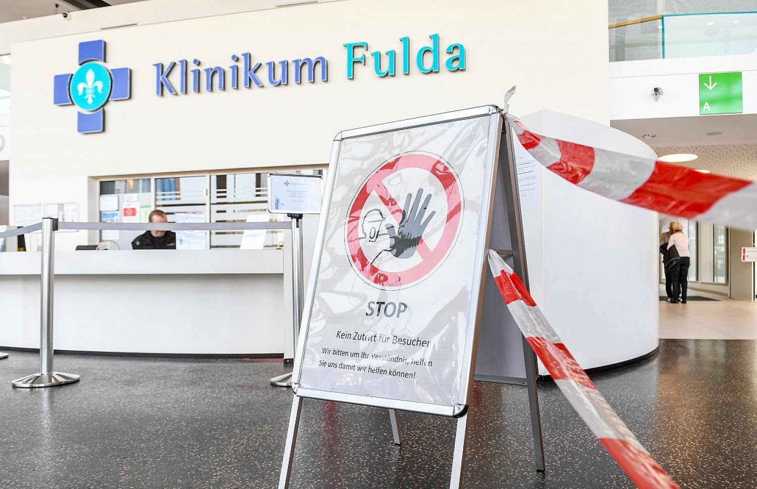 Zum Schutz der stationären Patientinnen und Patienten und den Mitarbeitenden des Klinikums Fulda gilt ab Dienstag ein grundsätzliches Besuchsverbot.