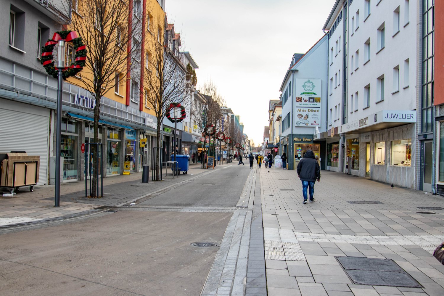 Hessen setzt die Beschlüsse der Ministerpräsidentenkonferenz zum 28. Dezember um.