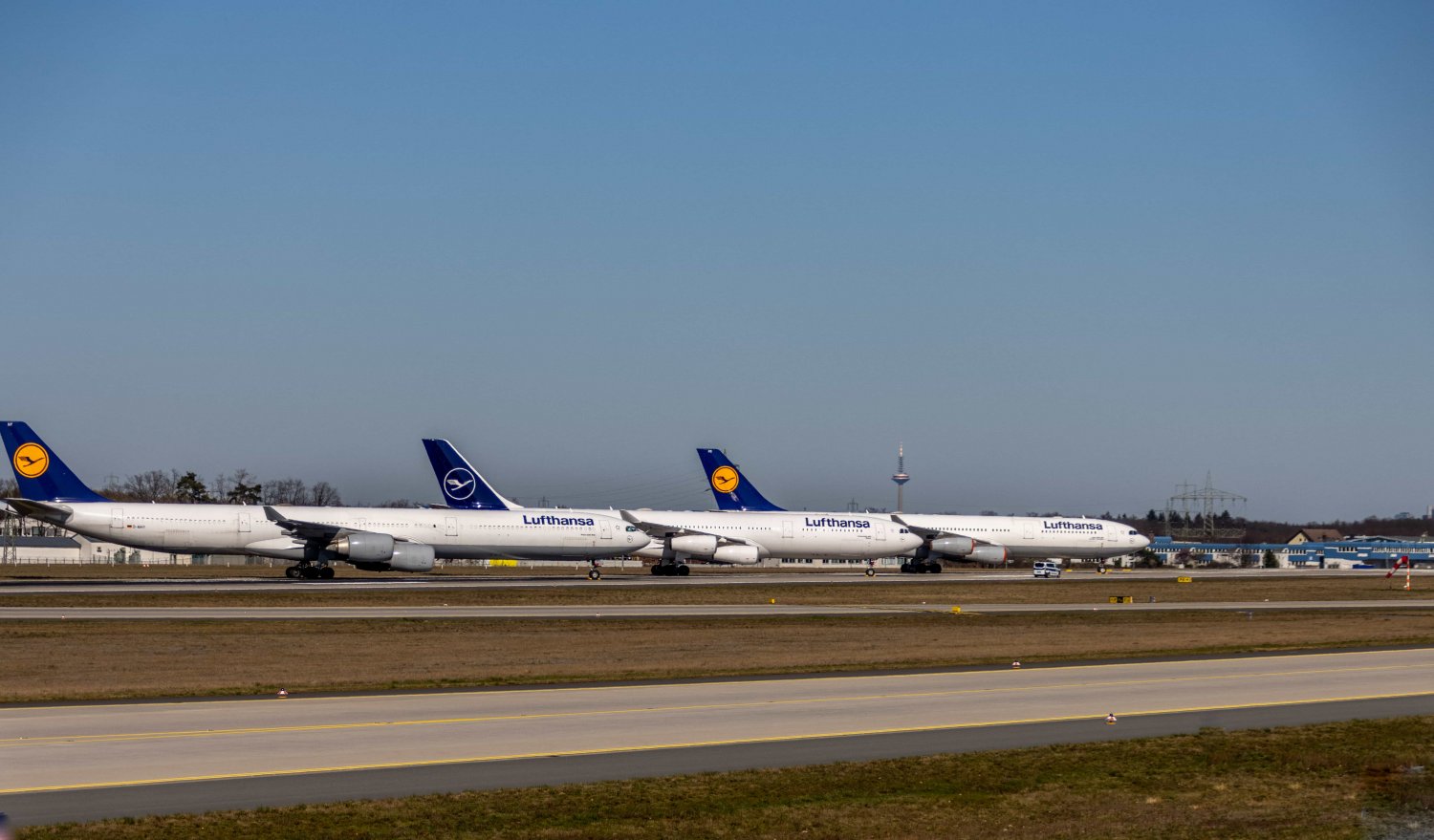 Viele Flieger bleiben am Boden