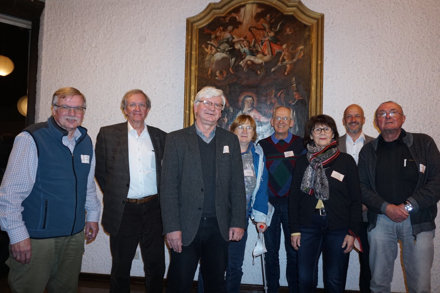 Der Vorstand des Caritas-Verbandes für den Main-Kinzig-Kreis: Michael Wolff, Prof. Dr. Holger Kaesemann, Vorsitzender Ludwig Borowik, Gerti Brünn-Betz, Hans-Albert Link, Ingrid Behrendt, Jochen Honikel und Manfred Goldbach. 