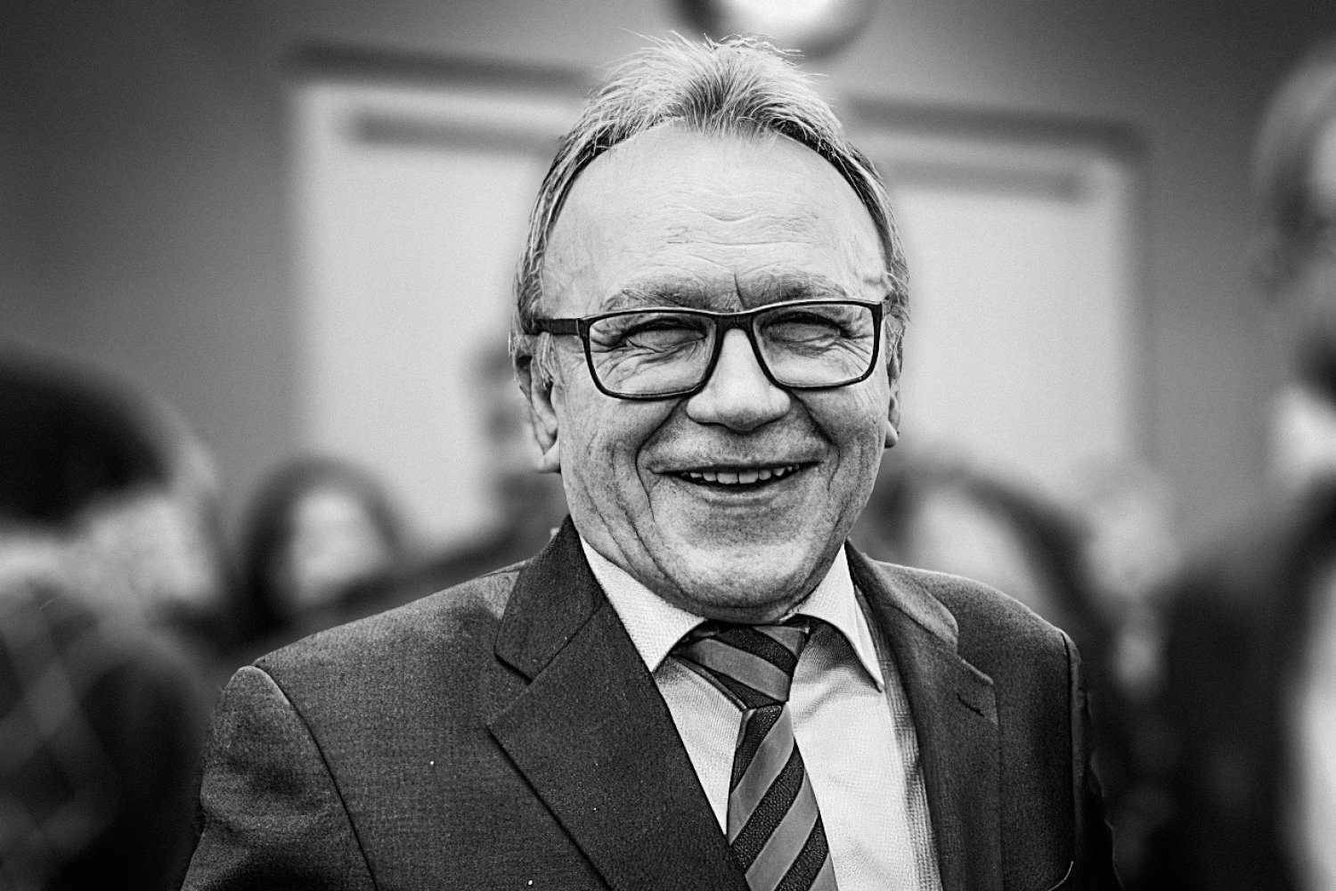 Erich Pipa, der ehemalige Landrat des Main-Kinzig-Kreises, ist am Osterwochenende im Alter von 73 Jahren gestorben.