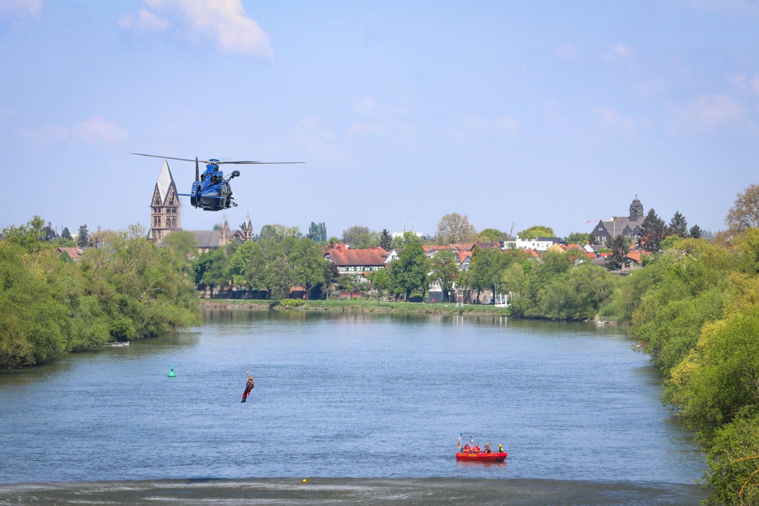 Spektakuläre Hubschrauberübung in Hanau